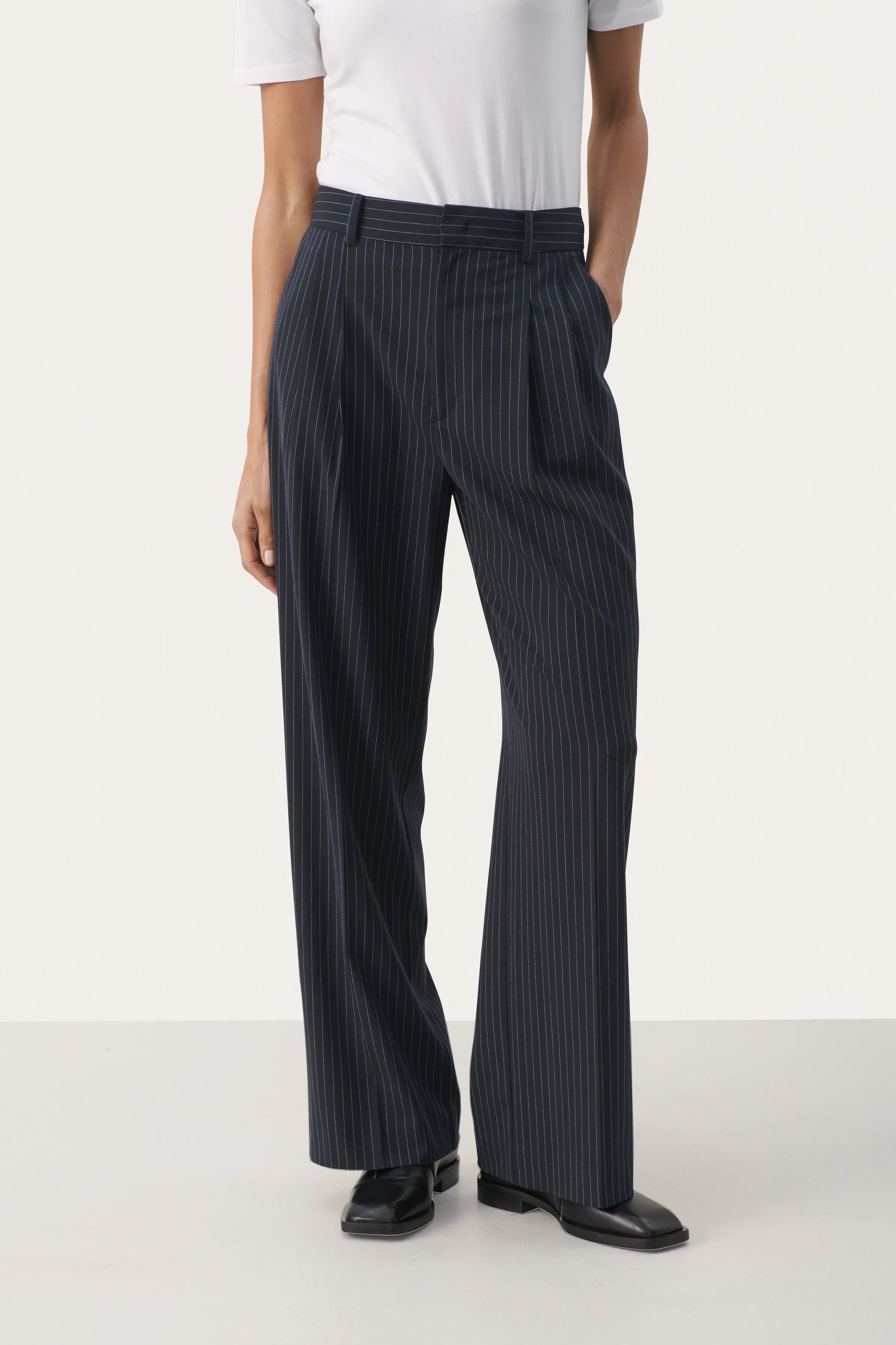CherraPW Suiting bukser LOOKBOOK FRONT 30309027-303291