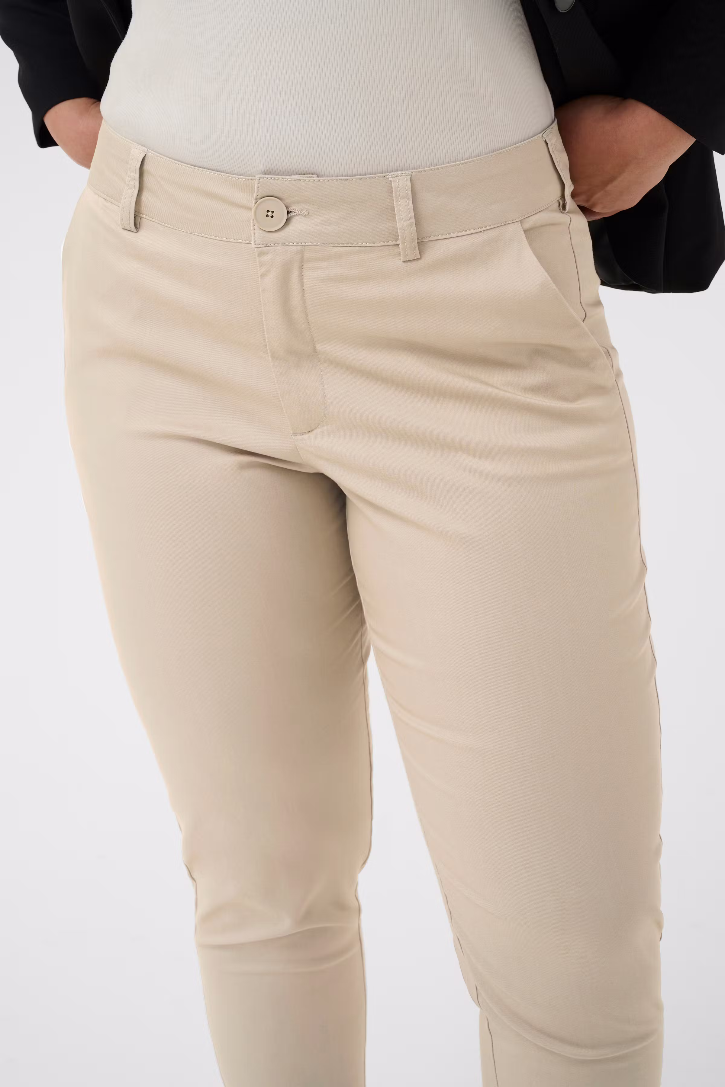 KCleana Trousers LOOKBOOK DETAIL 10581546-151305
