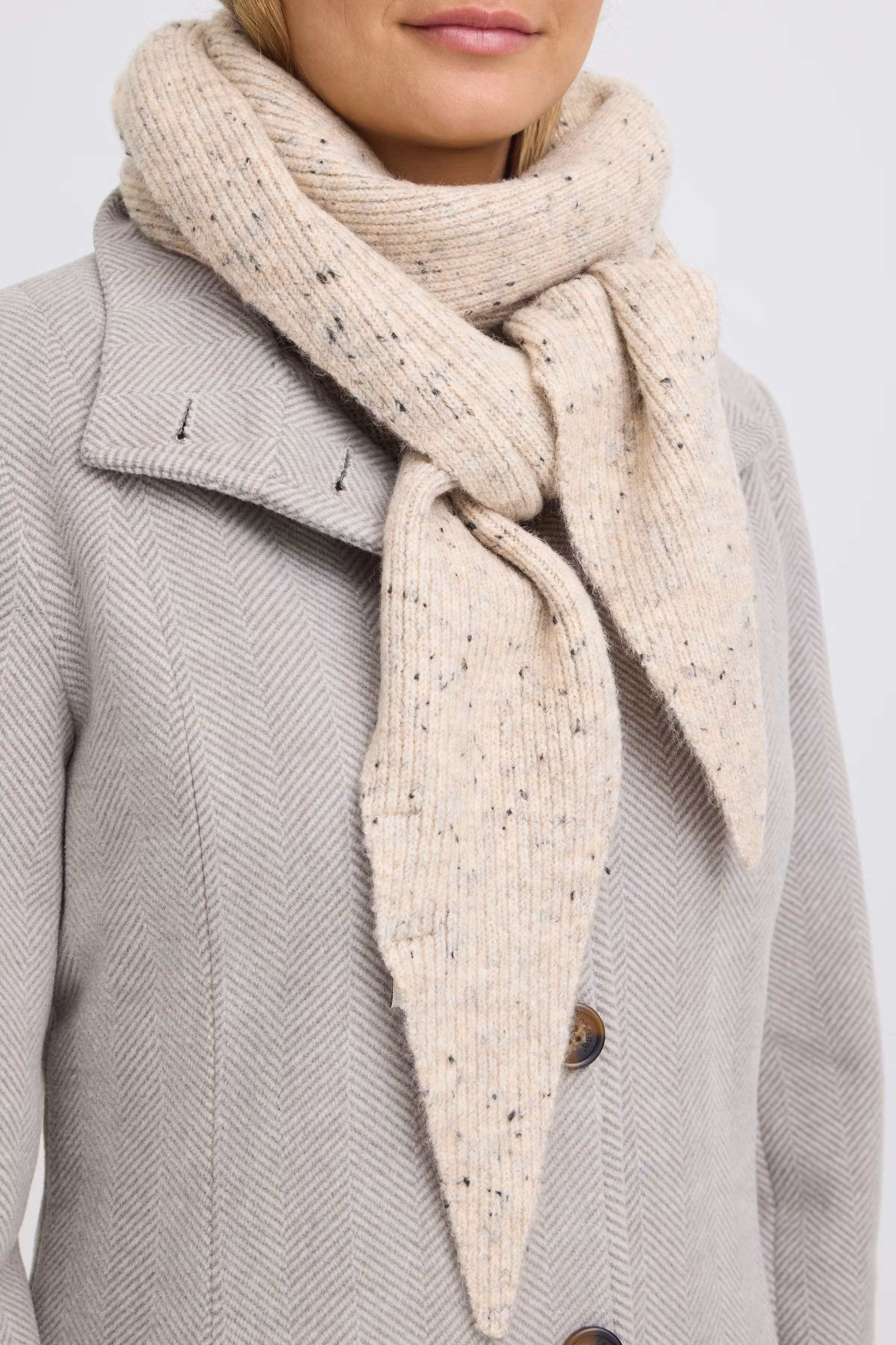 FRNANNA Scarf LOOKBOOK FRONT 20618136-1613051