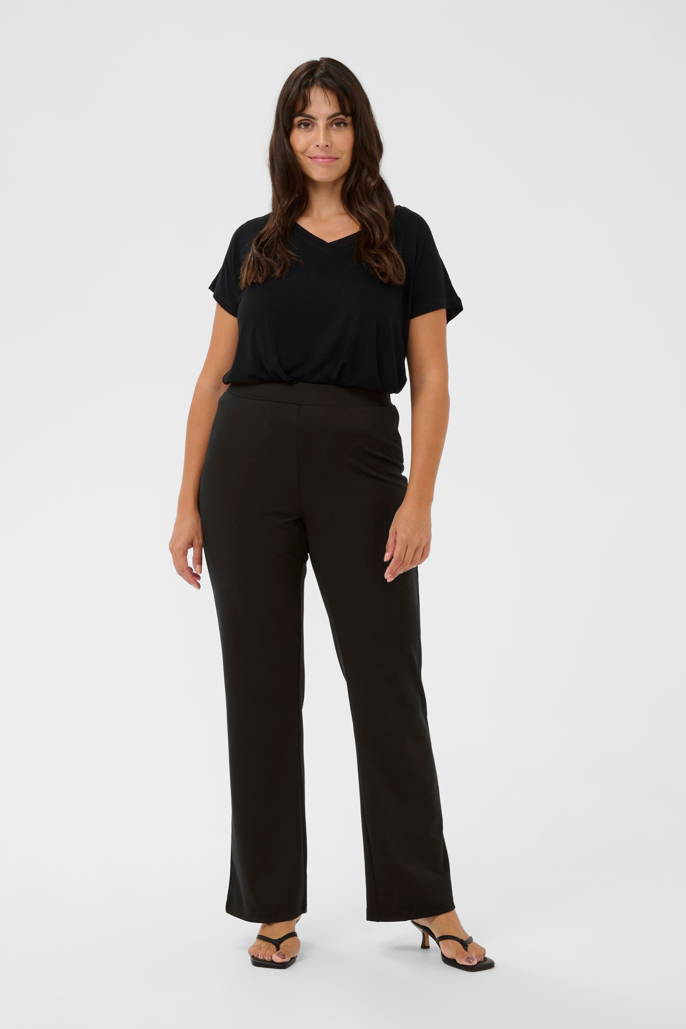 KCjenna Flared Leggings LOOKBOOK FRONT 10582545-100121