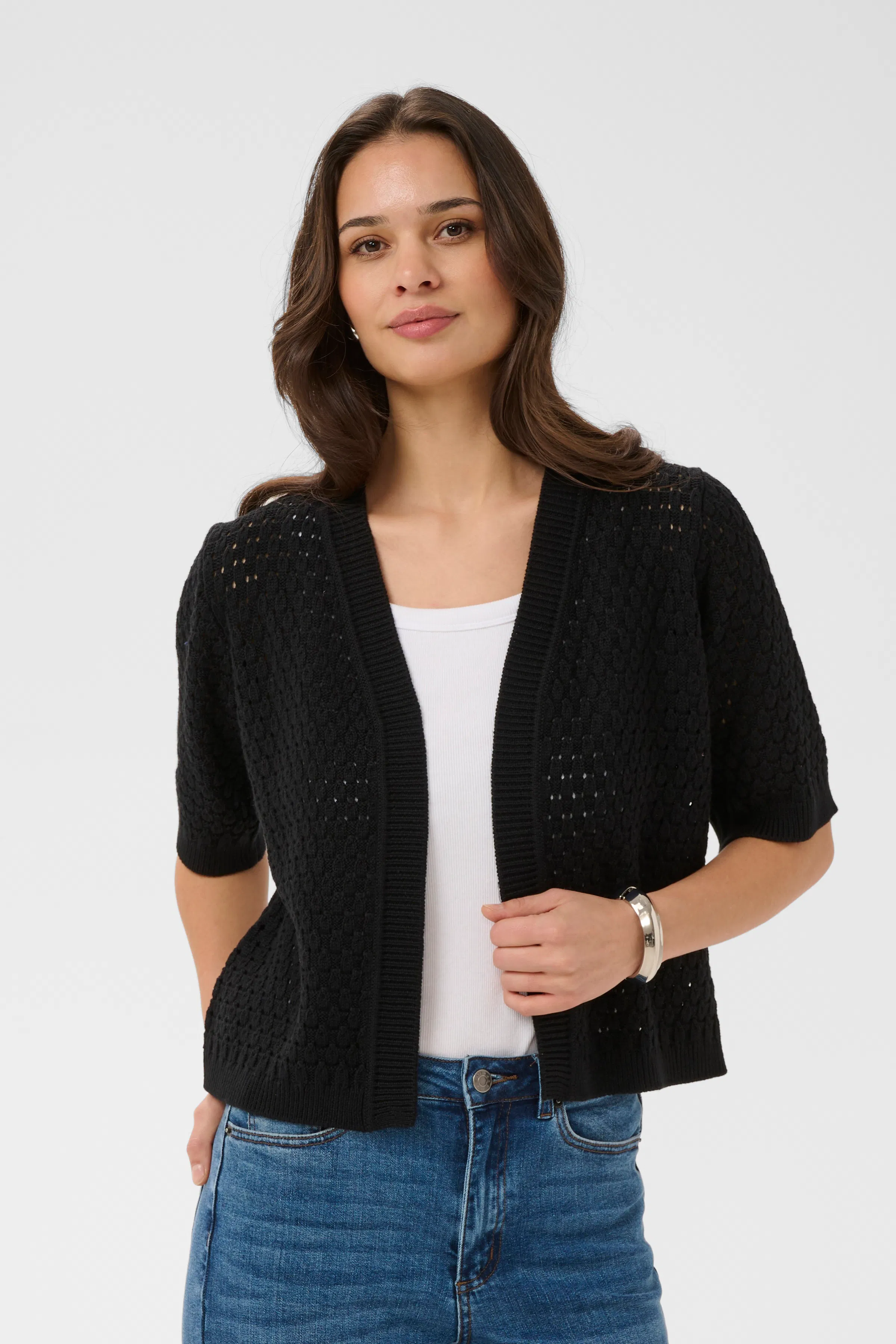 KAsilja Cardigan LOOKBOOK FRONT 10508682-100121