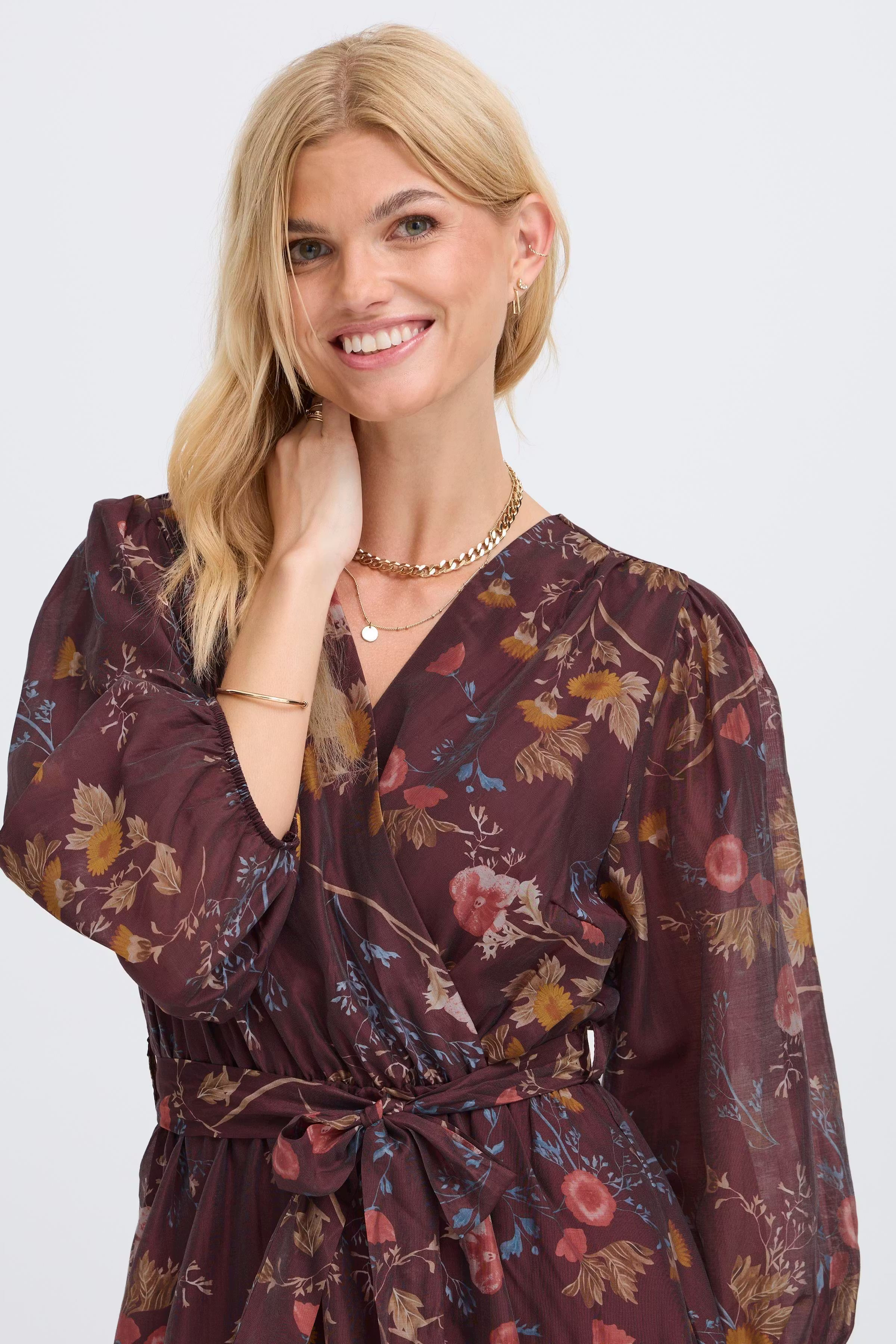 SBLEYIA Kjole LOOKBOOK DETAIL 22101066-191724