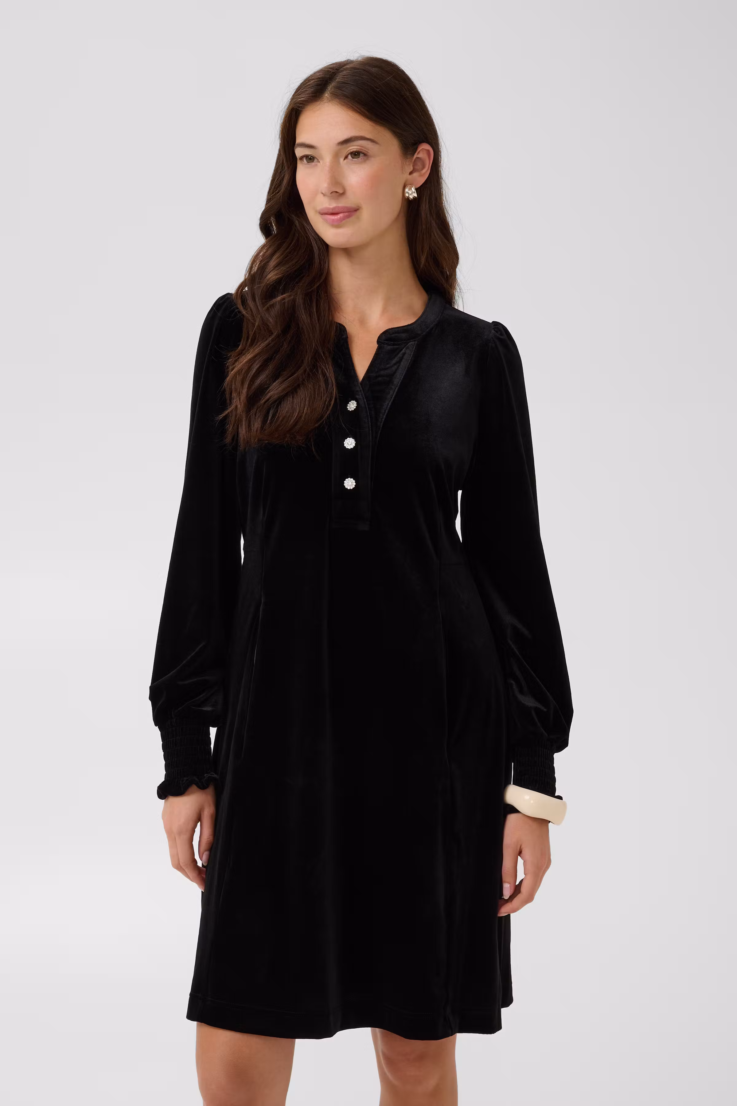 CUCHANANNA Velourkjole
 LOOKBOOK FRONT 50114127-194008