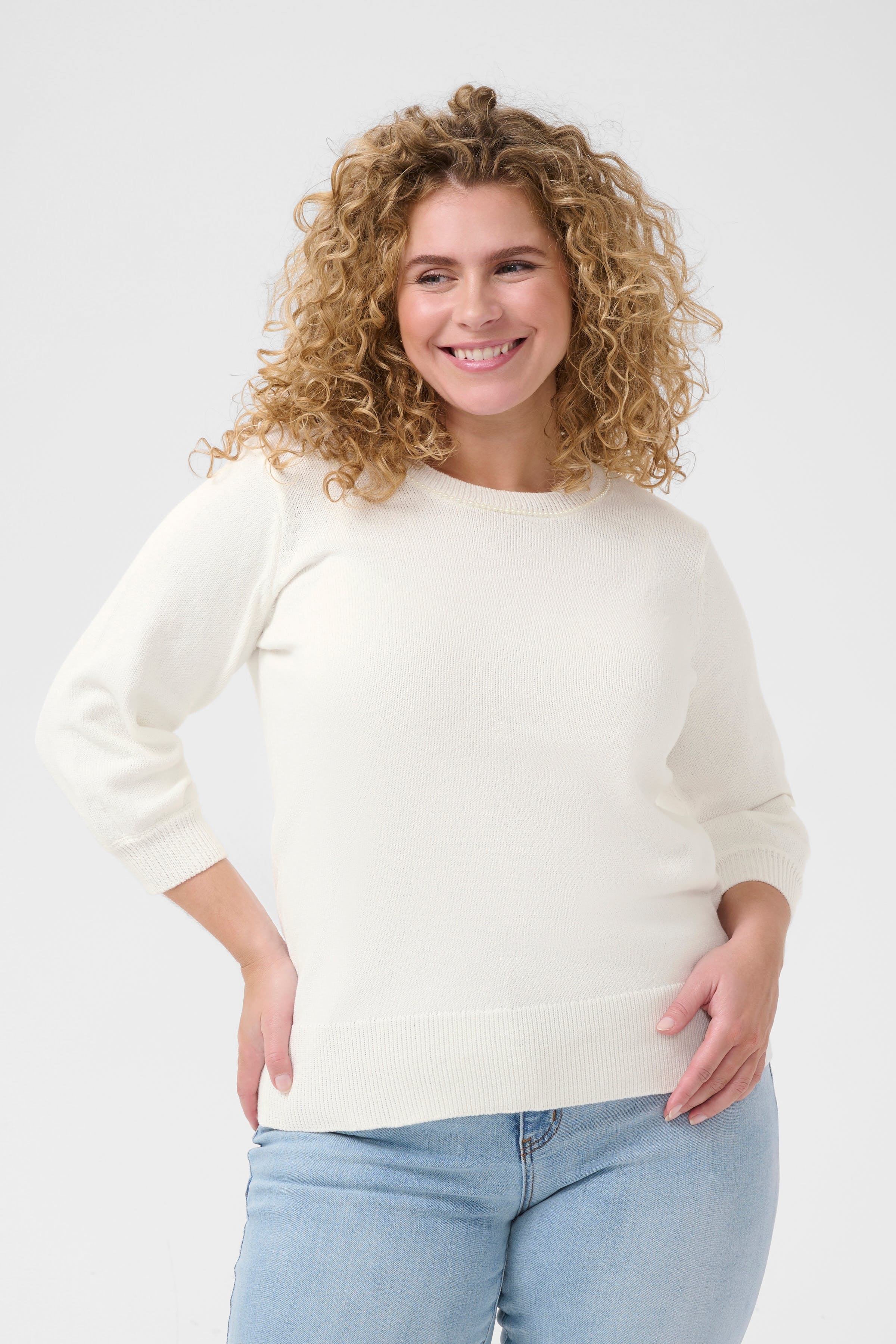 KCmaria Pullover LOOKBOOK FRONT 10583528-110602