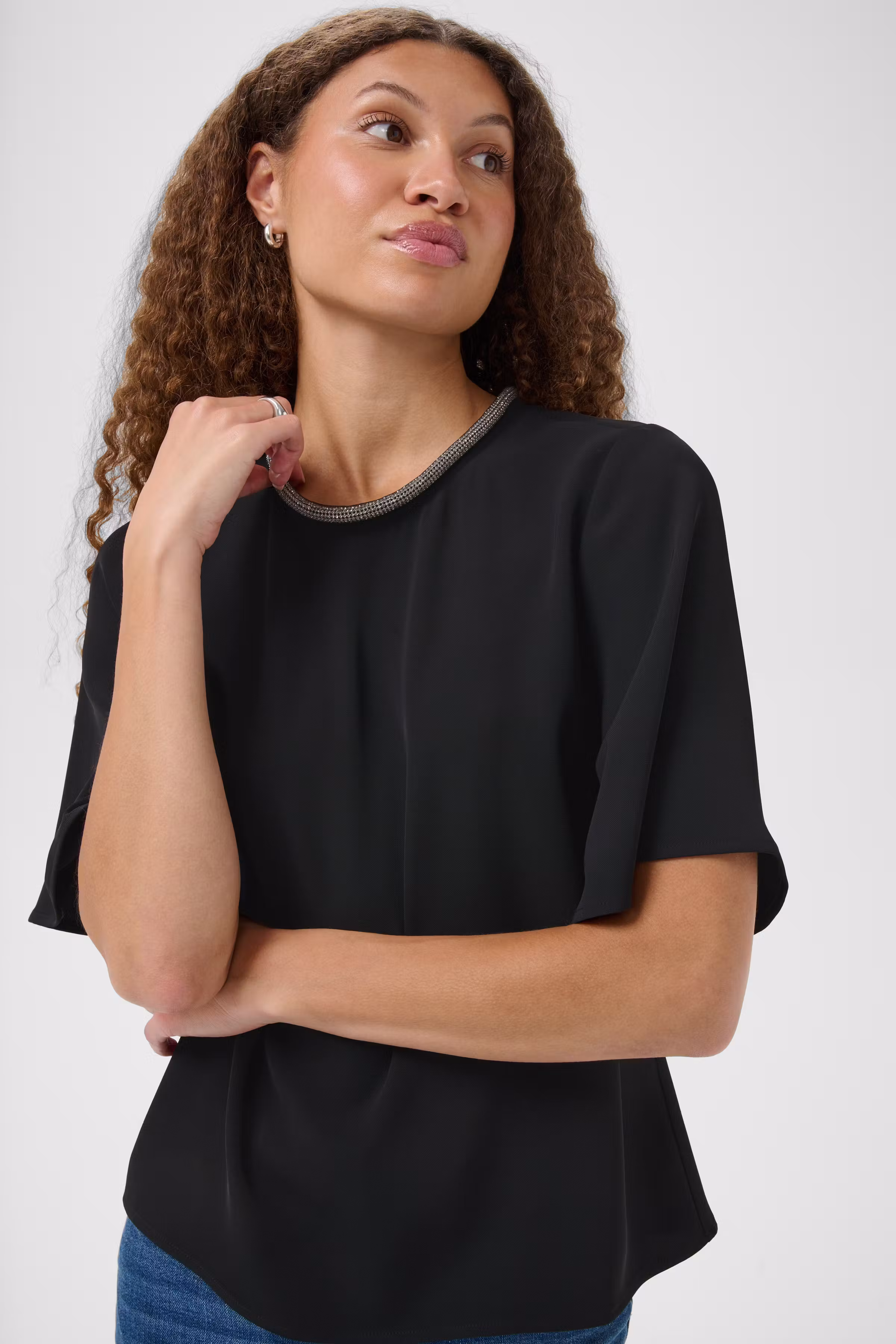 KAalia Bluse LOOKBOOK DETAIL 10512589-100121