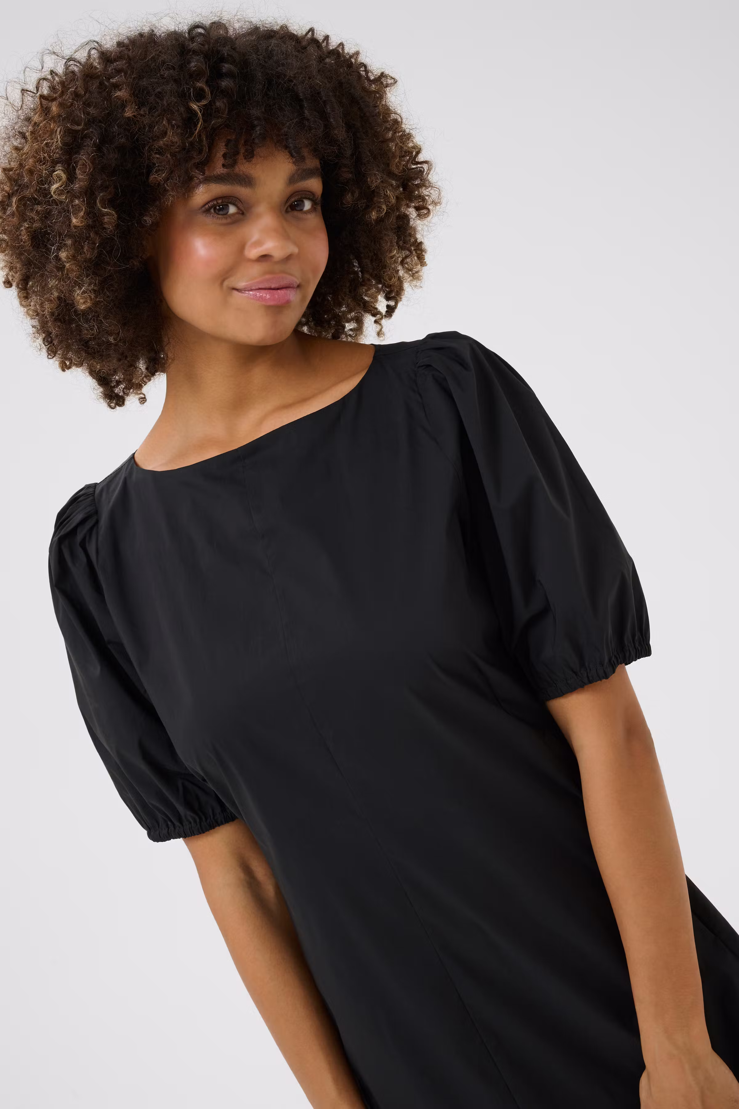 CUnovi Kjole LOOKBOOK DETAIL 50111902-500012