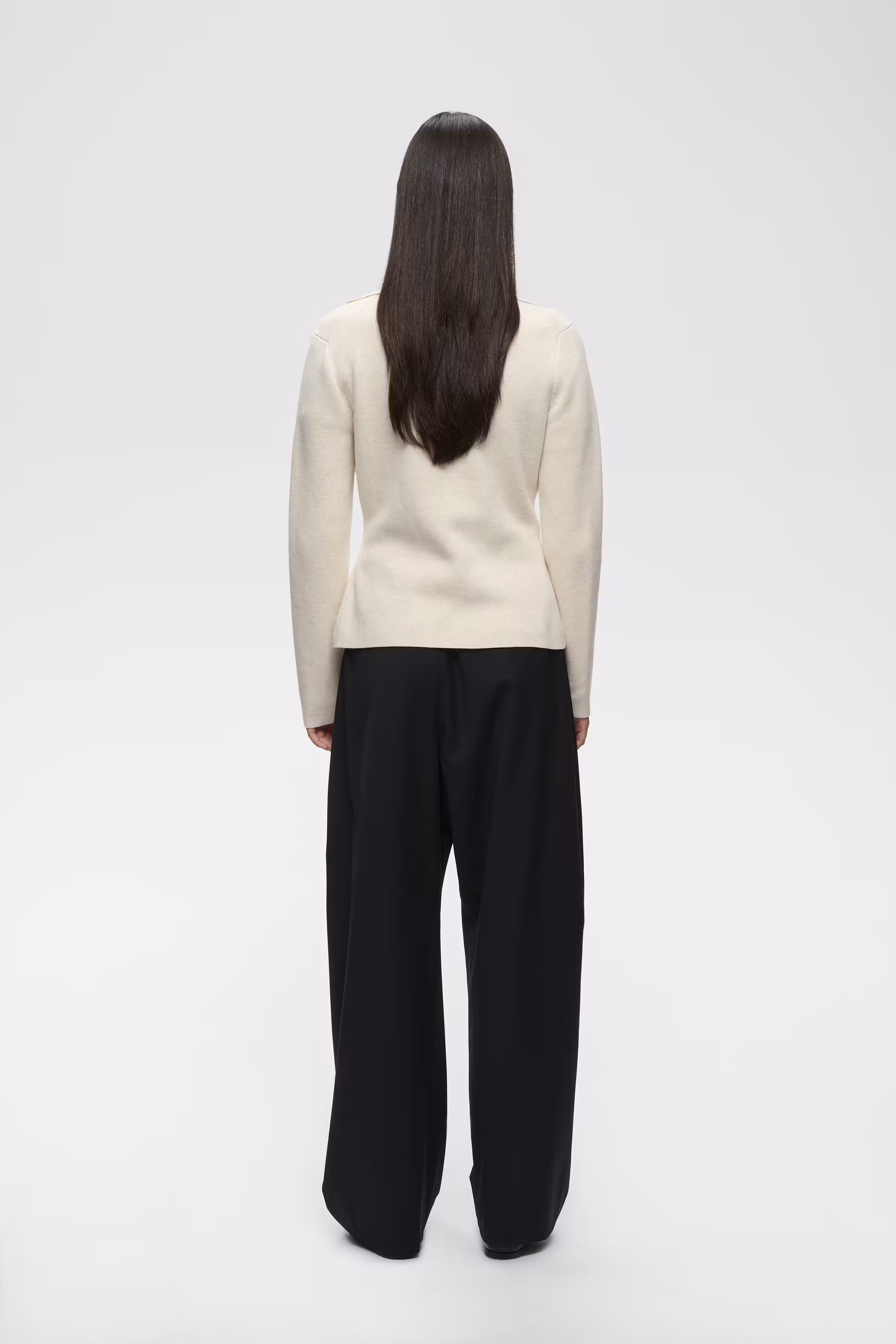 TILDAIW Cardigan LOOKBOOK BACK 30112914-1109071