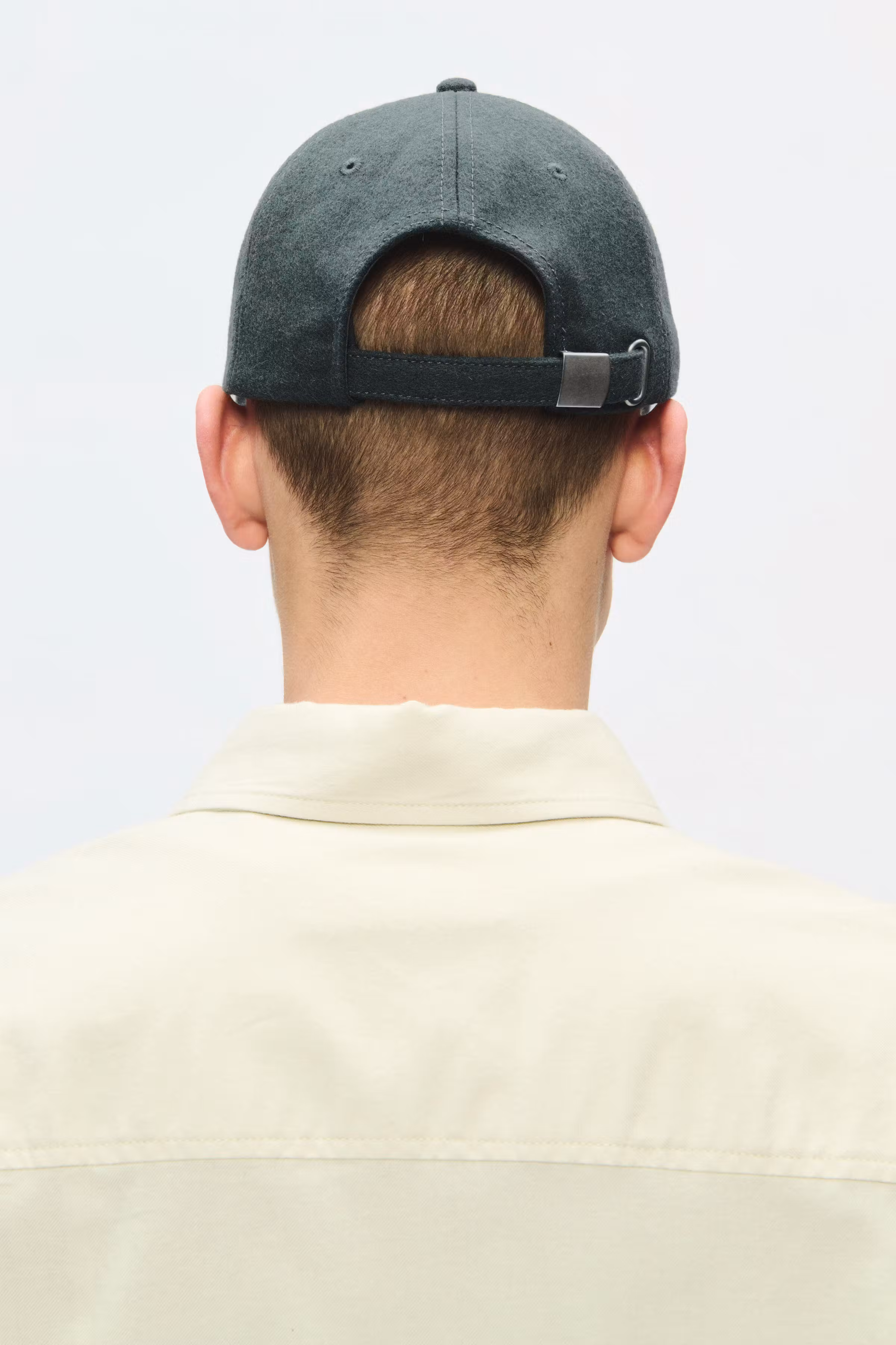 WWAA felt patch Kappe LOOKBOOK DETAIL 30251593-195320