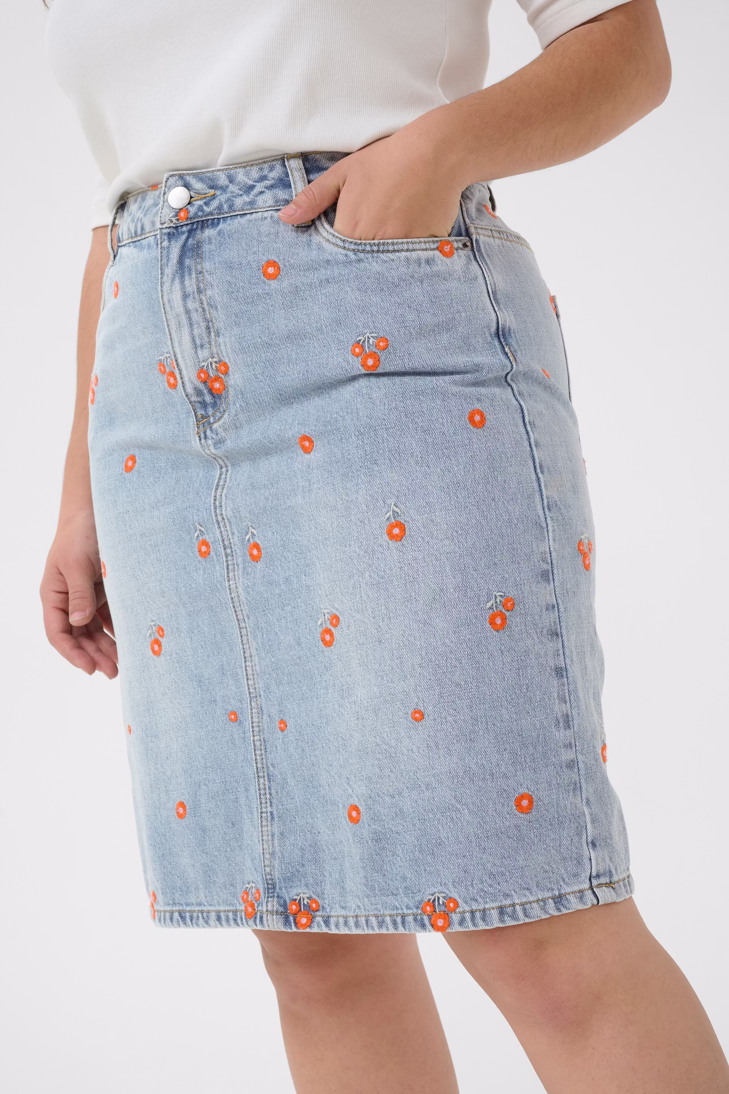 KCbetty Denimskirt LOOKBOOK DETAIL 10583267-107727