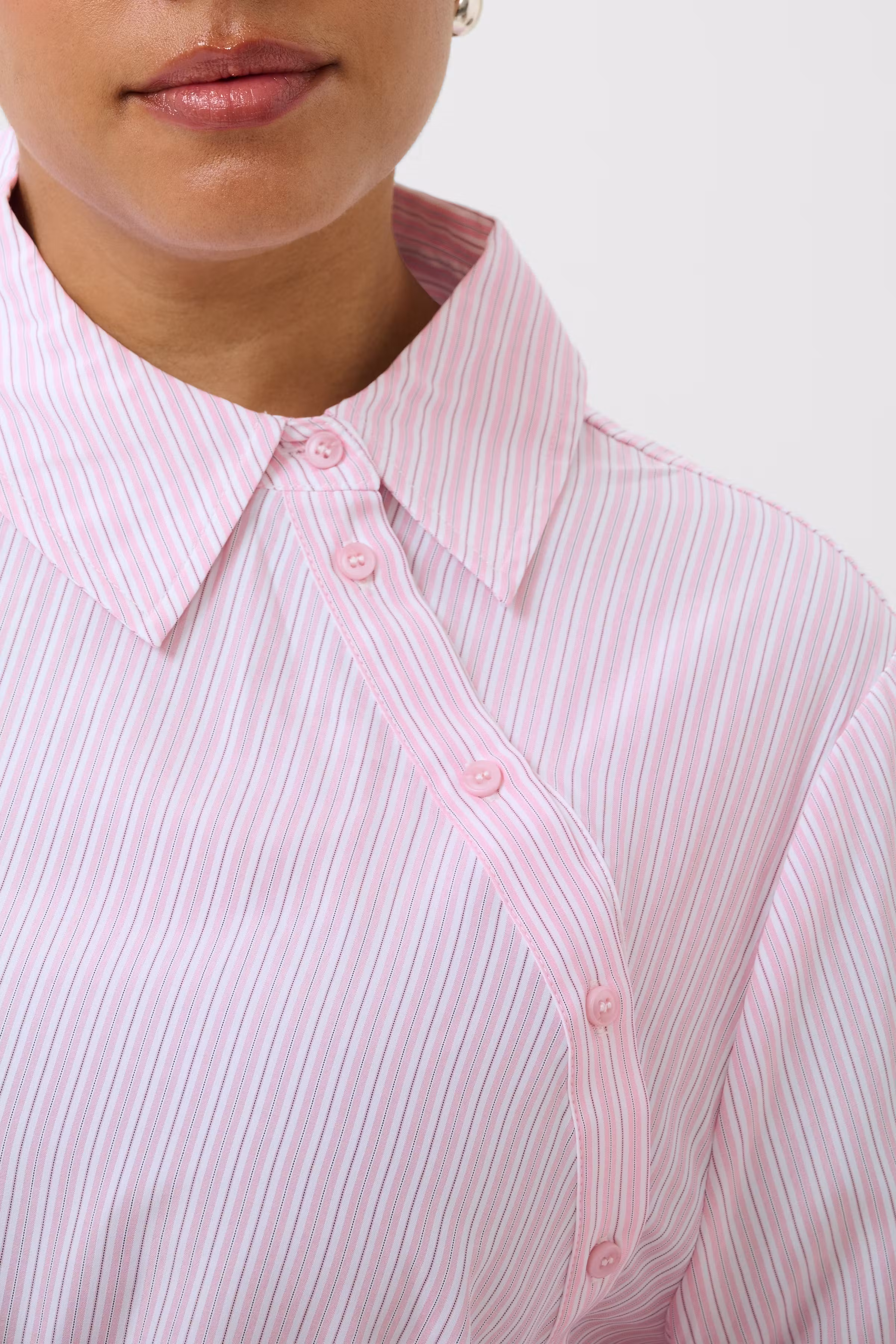 KCrosy Hemd LOOKBOOK DETAIL 10584960-1000851