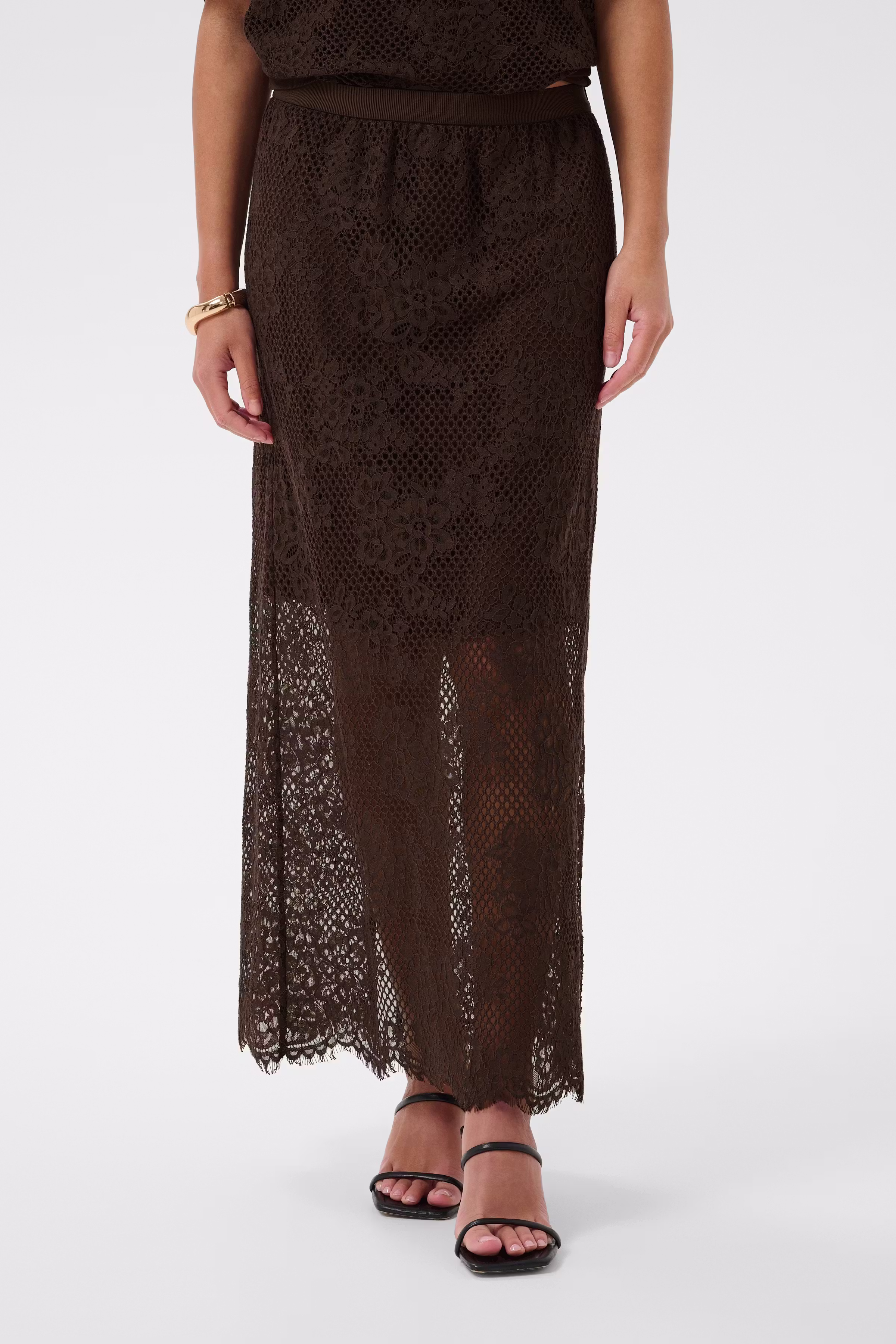 KAcornelia Skirt LOOKBOOK FRONT 10511929-190915