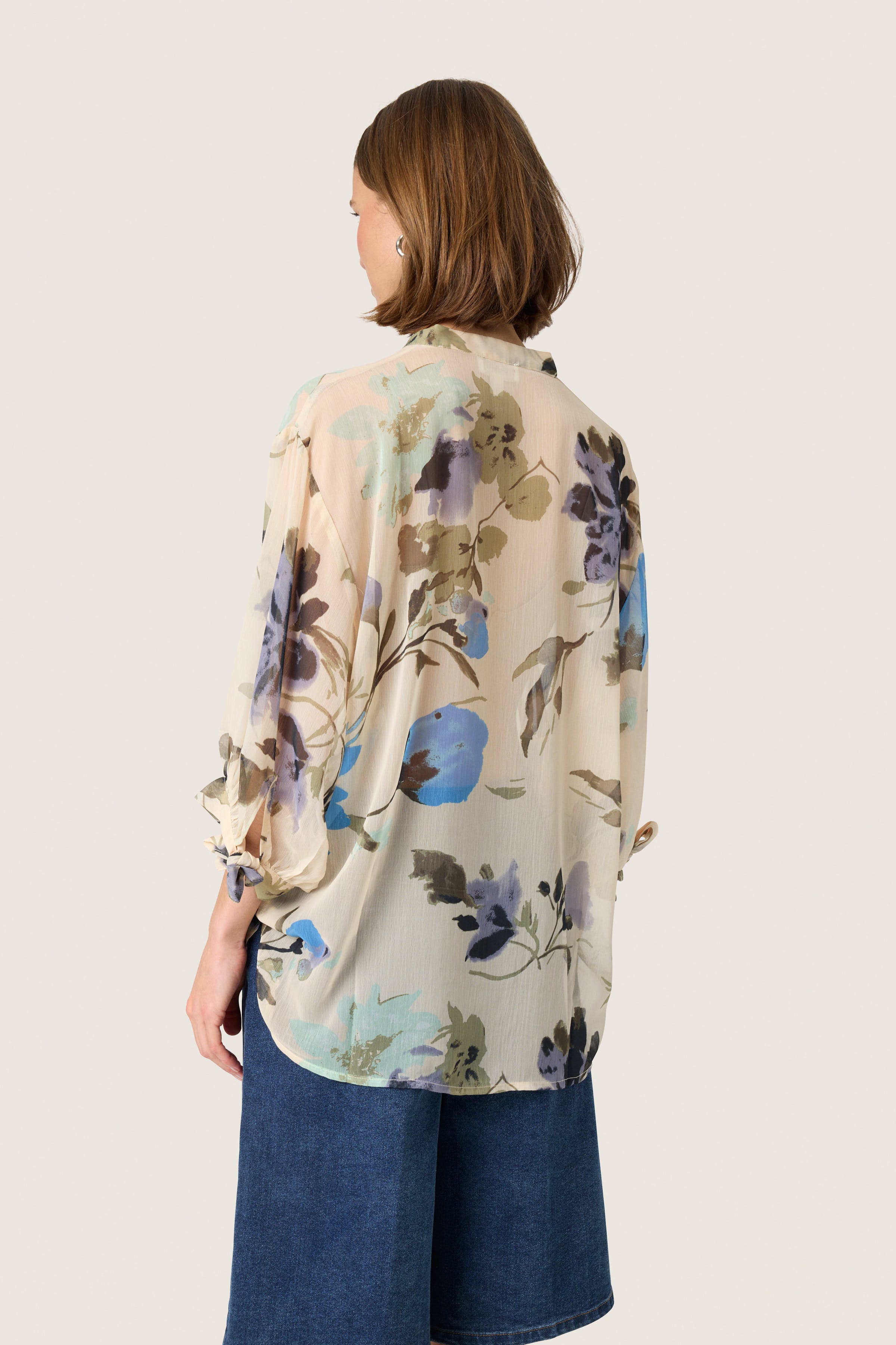 SLAnaya Blouse LOOKBOOK BACK 30408453-303945