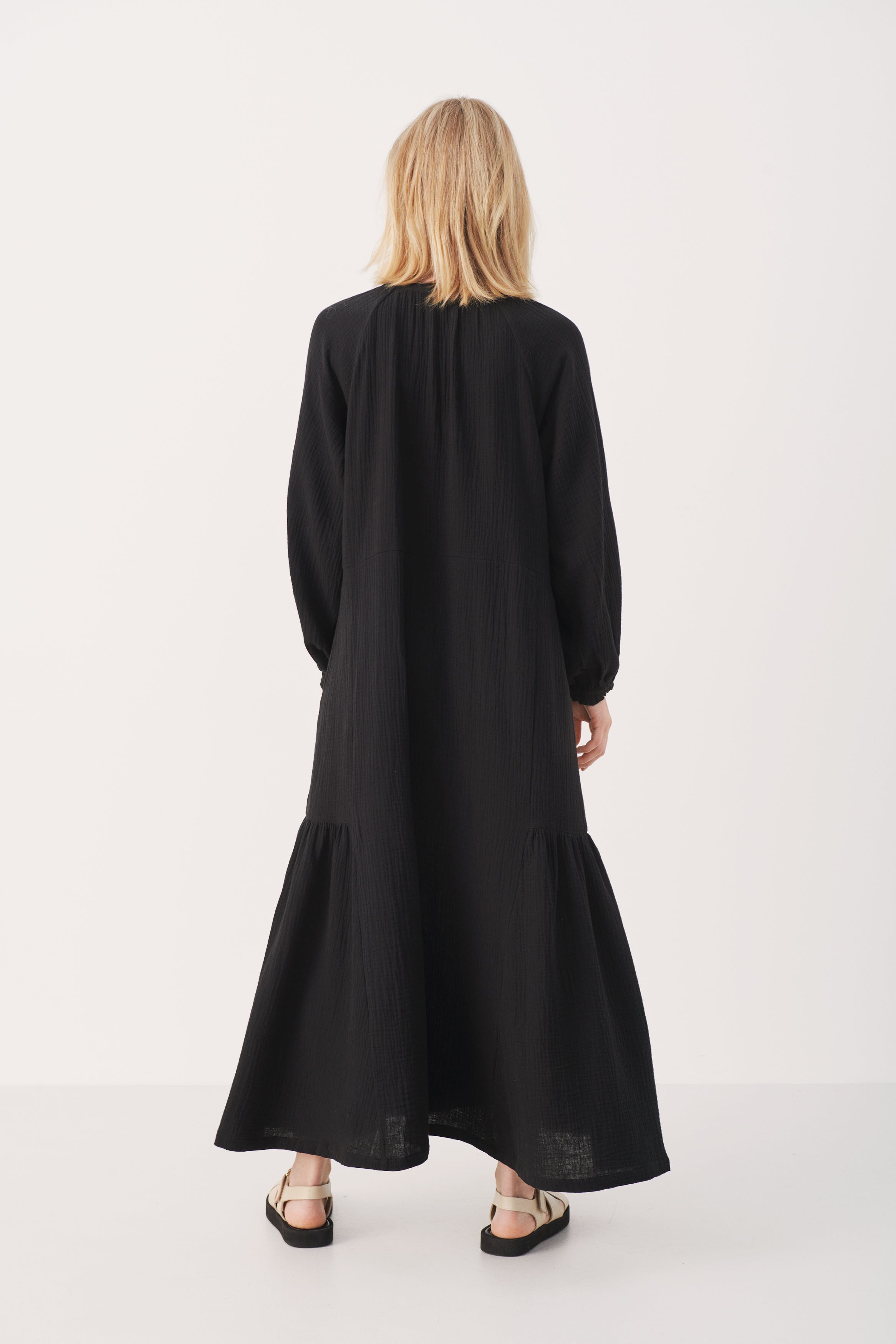 OannaPW Dress LOOKBOOK BACK 30307302-194008