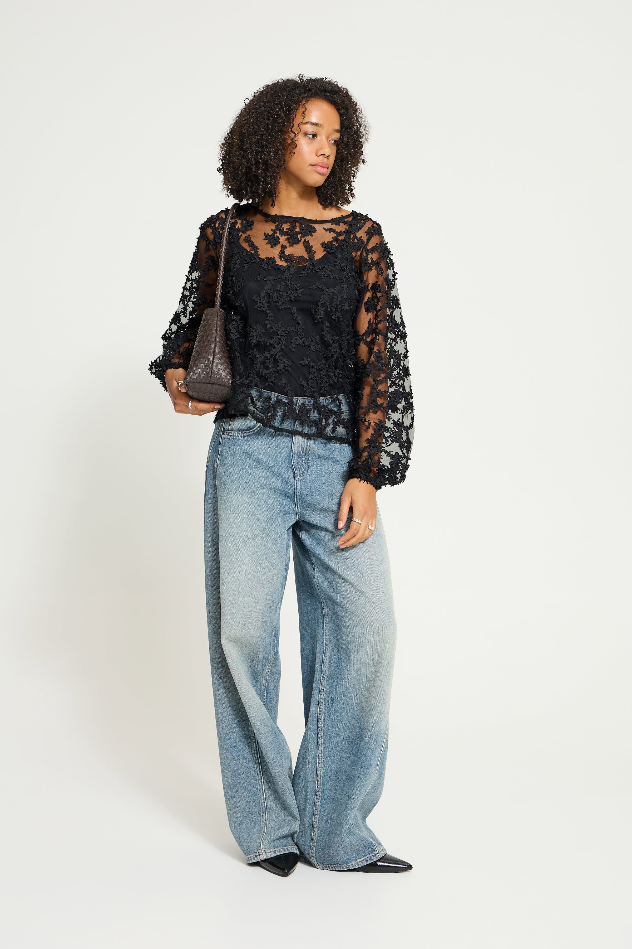 IHBALKI Blouse LOOKBOOK FRONT 20127044-194008