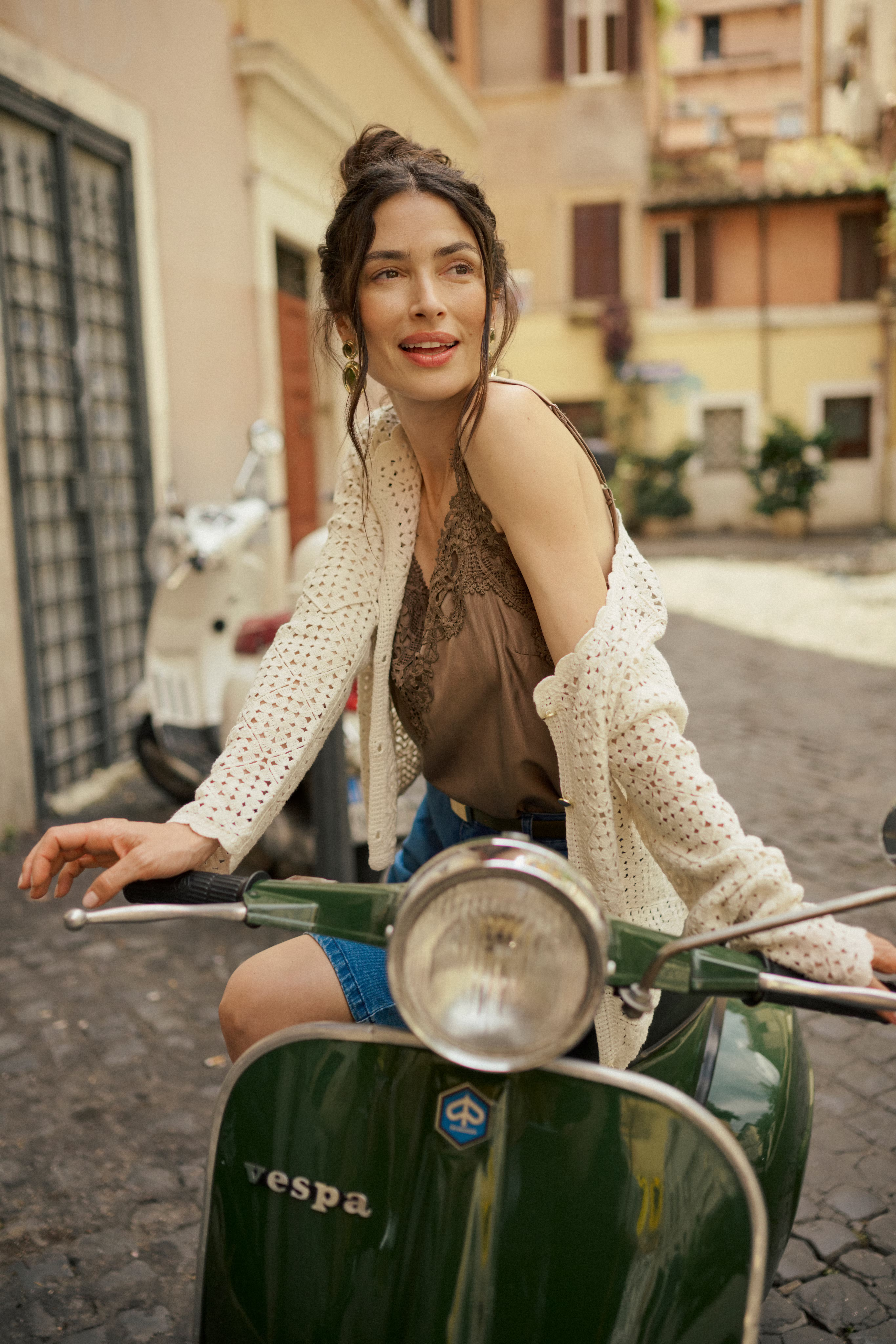 CRKip Pullover LOCATION NONE 10613937-130905