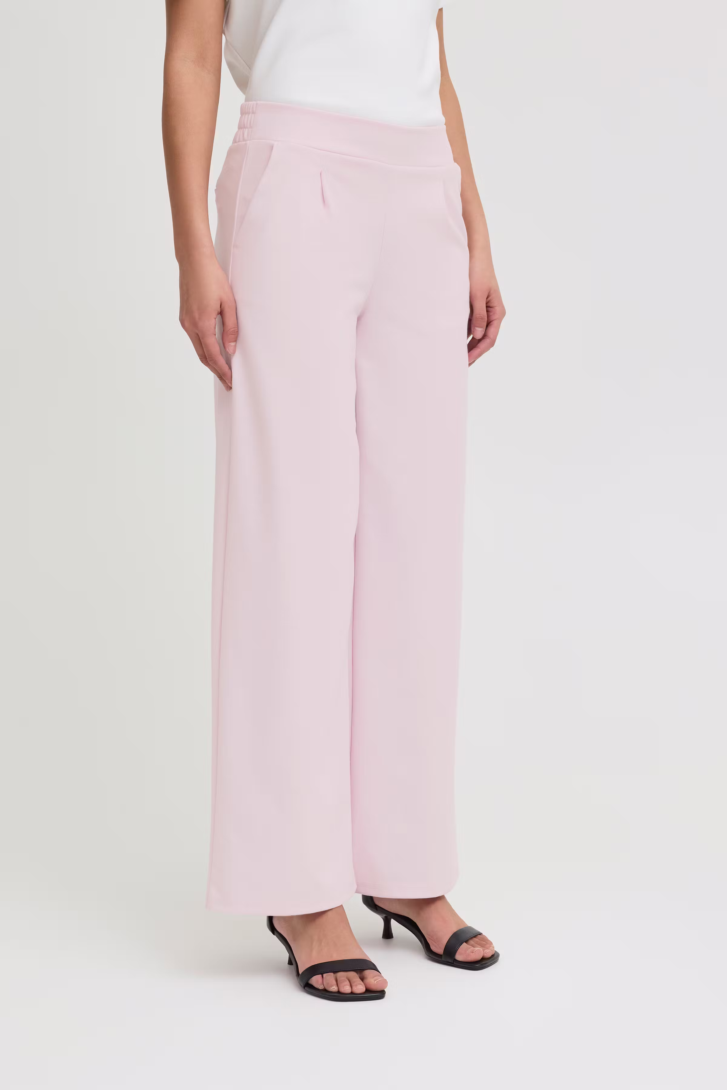 IHKATE LONG WIDE Trousers LOOKBOOK FRONT 20118337-122903