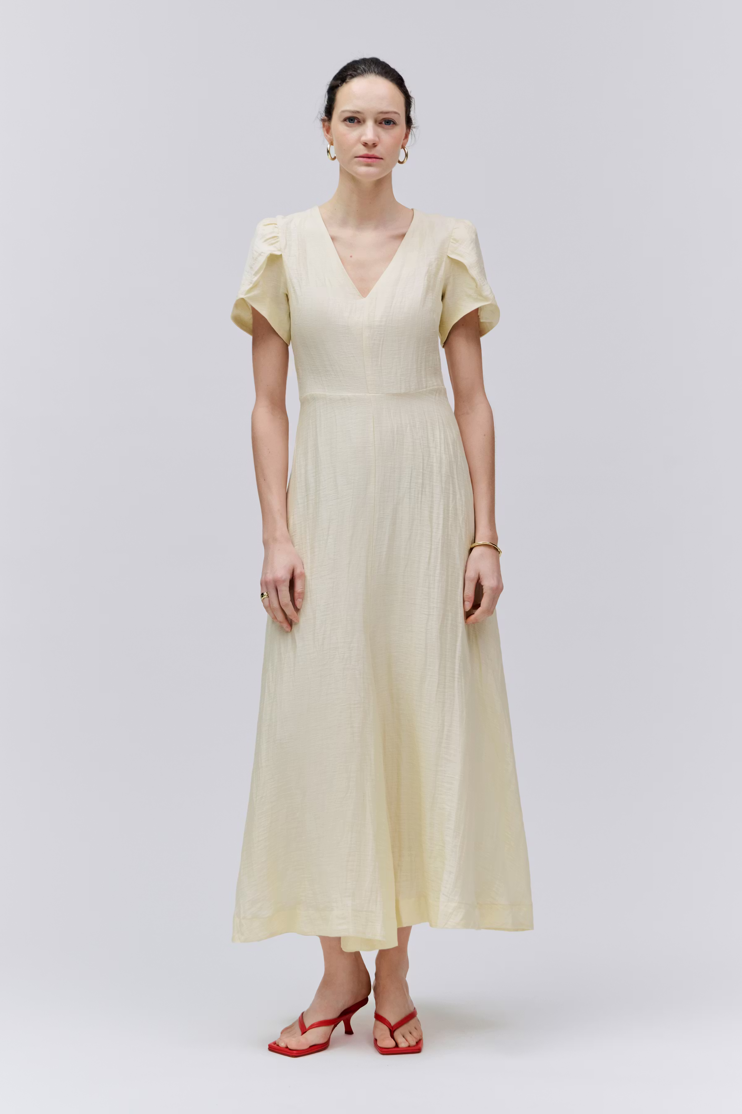 NUALA Dress LOOKBOOK FRONT 30600674-BE458