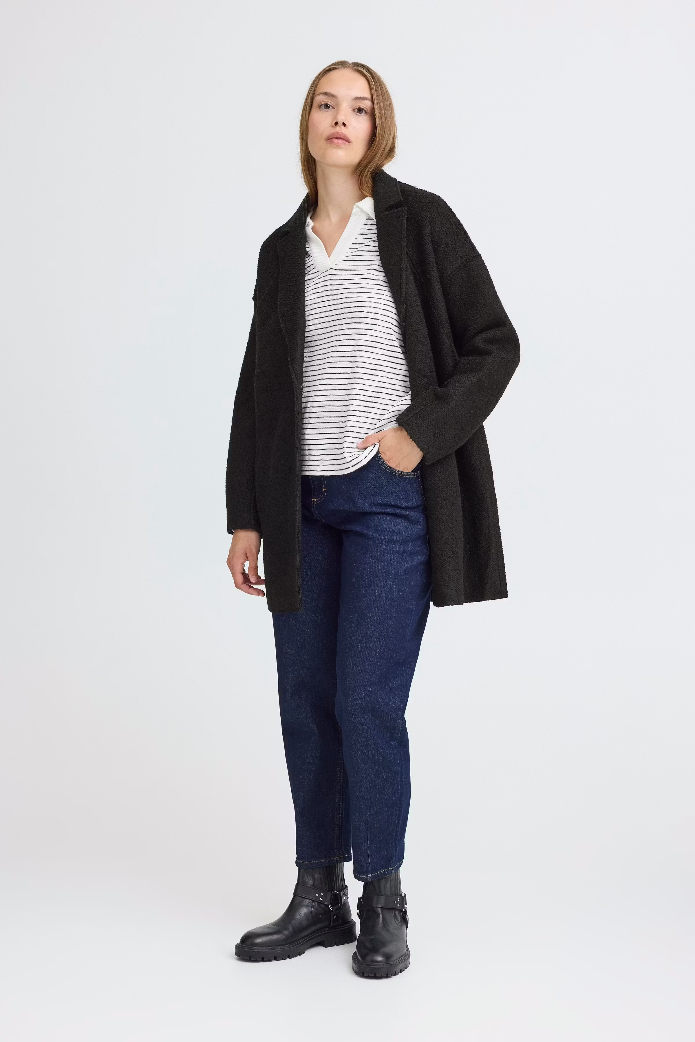 PZLULA Mantel LOOKBOOK FRONT 50209165-193911