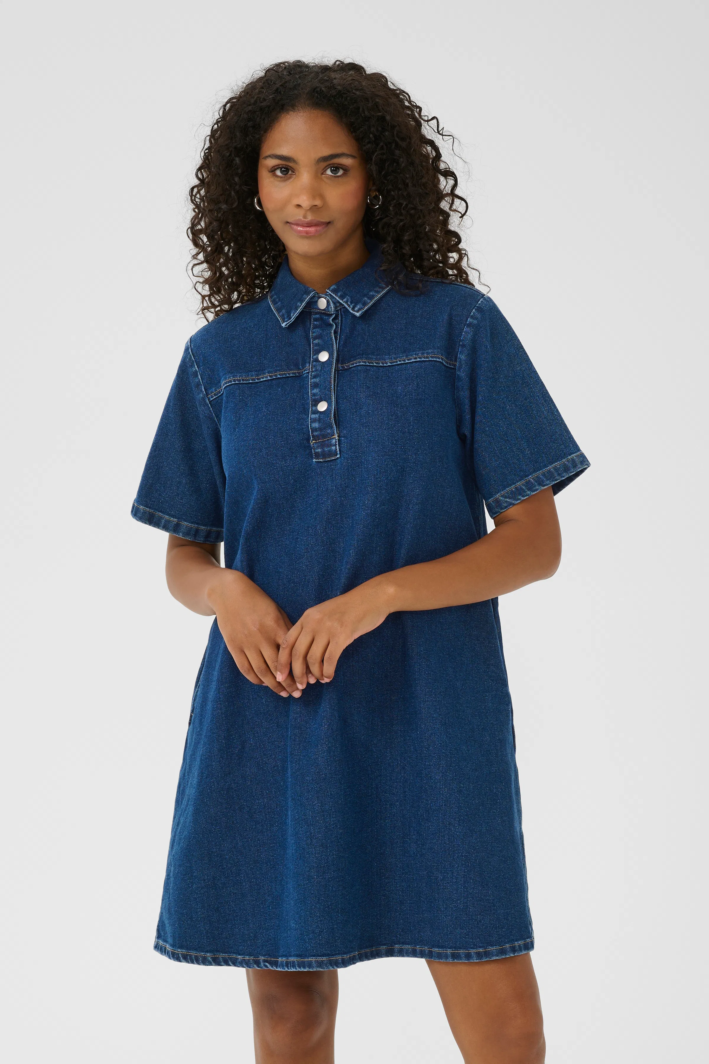 KAsandra Denimkjole LOOKBOOK FRONT 10552391-102272