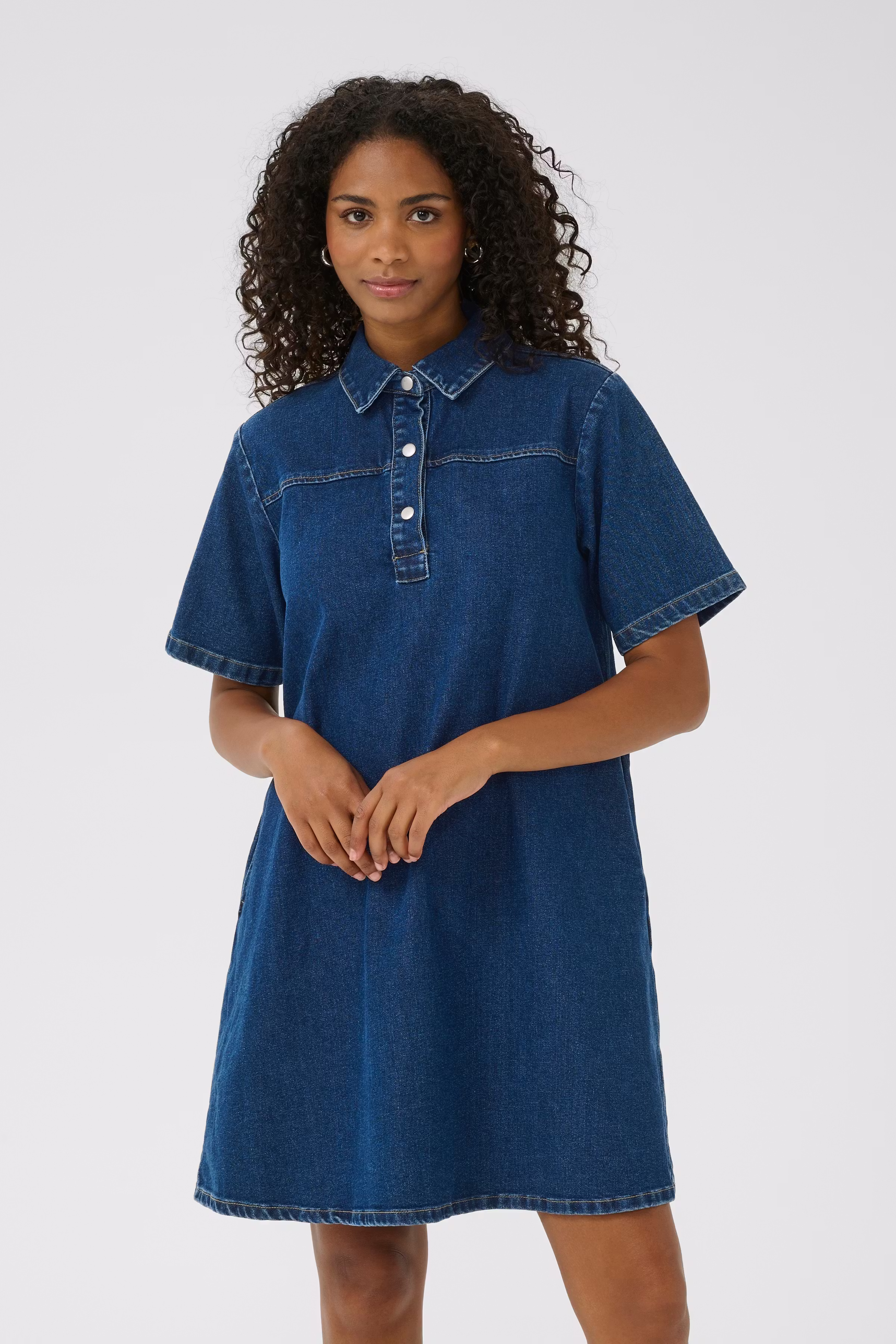 KAsandra Robe en Denim LOOKBOOK FRONT 10552391-102272