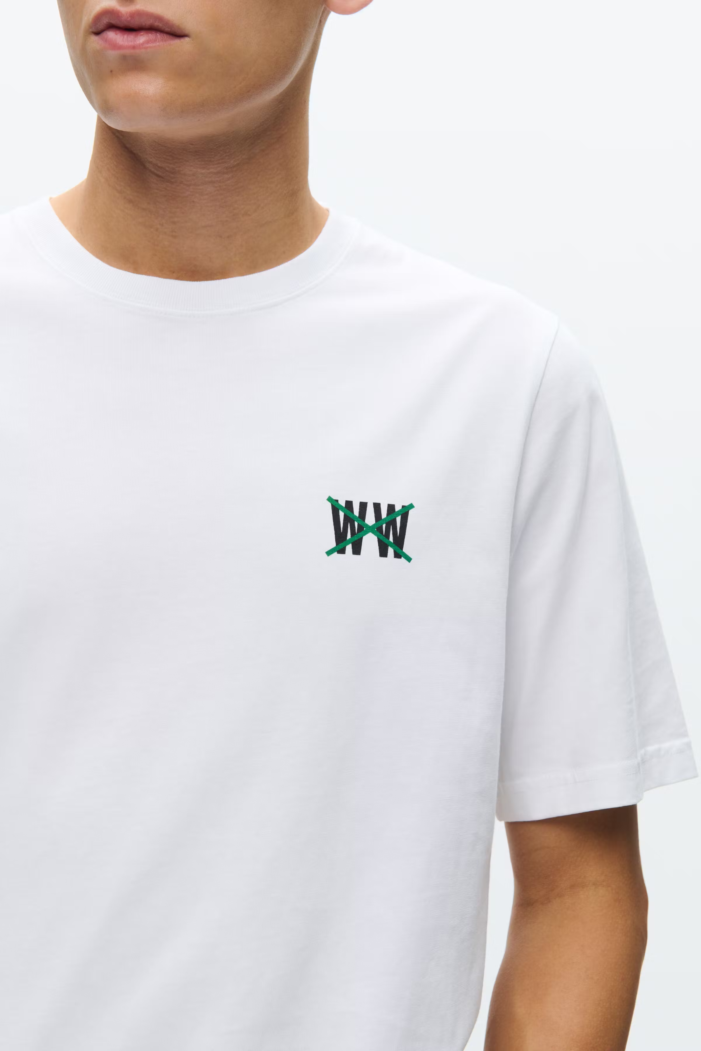 WWBobby T-shirt taxi  LOOKBOOK DETAIL 30252001-110601