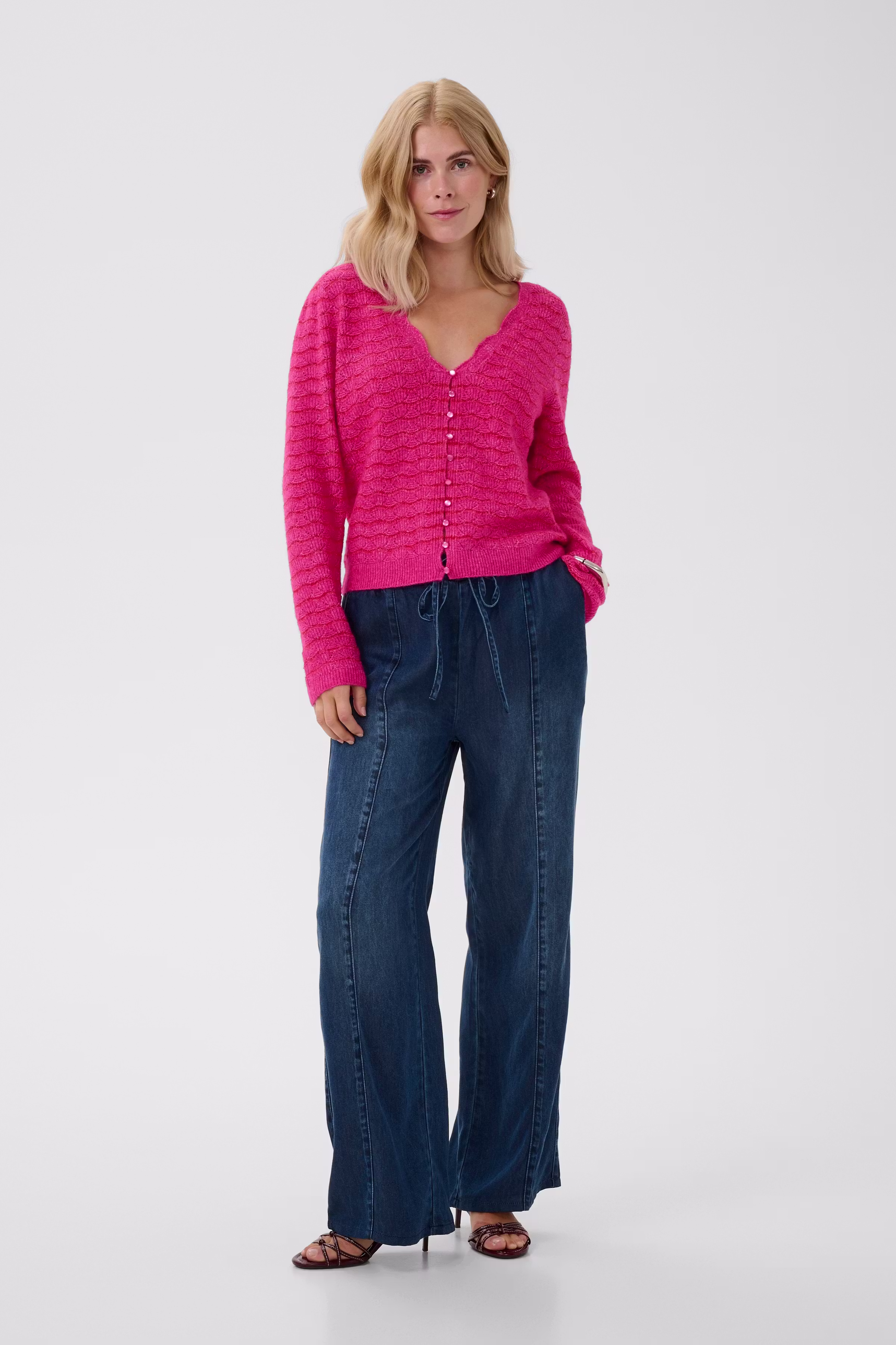 CUamera Cardigan LOOKBOOK FRONT 50113298-109637