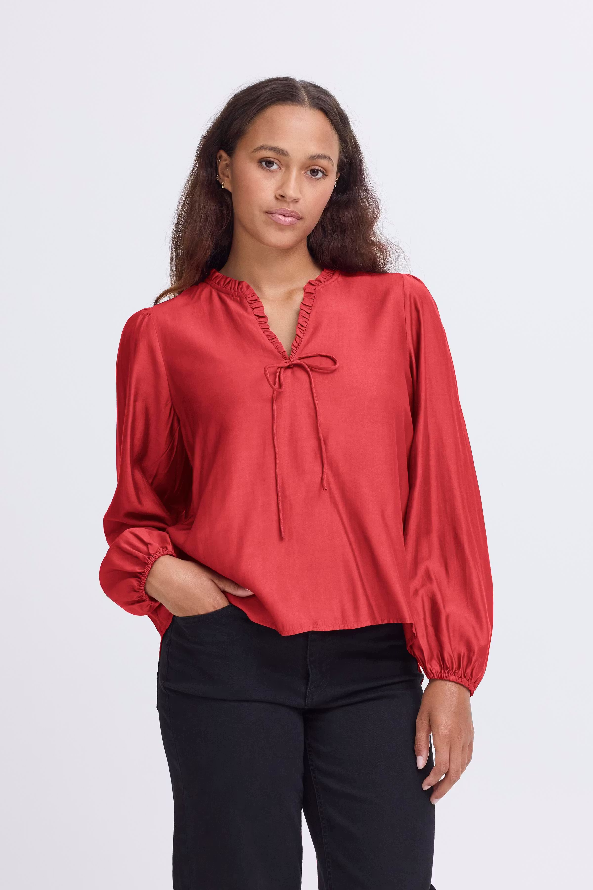 IHKARLANI Bluse LOOKBOOK FRONT 20124644-191555