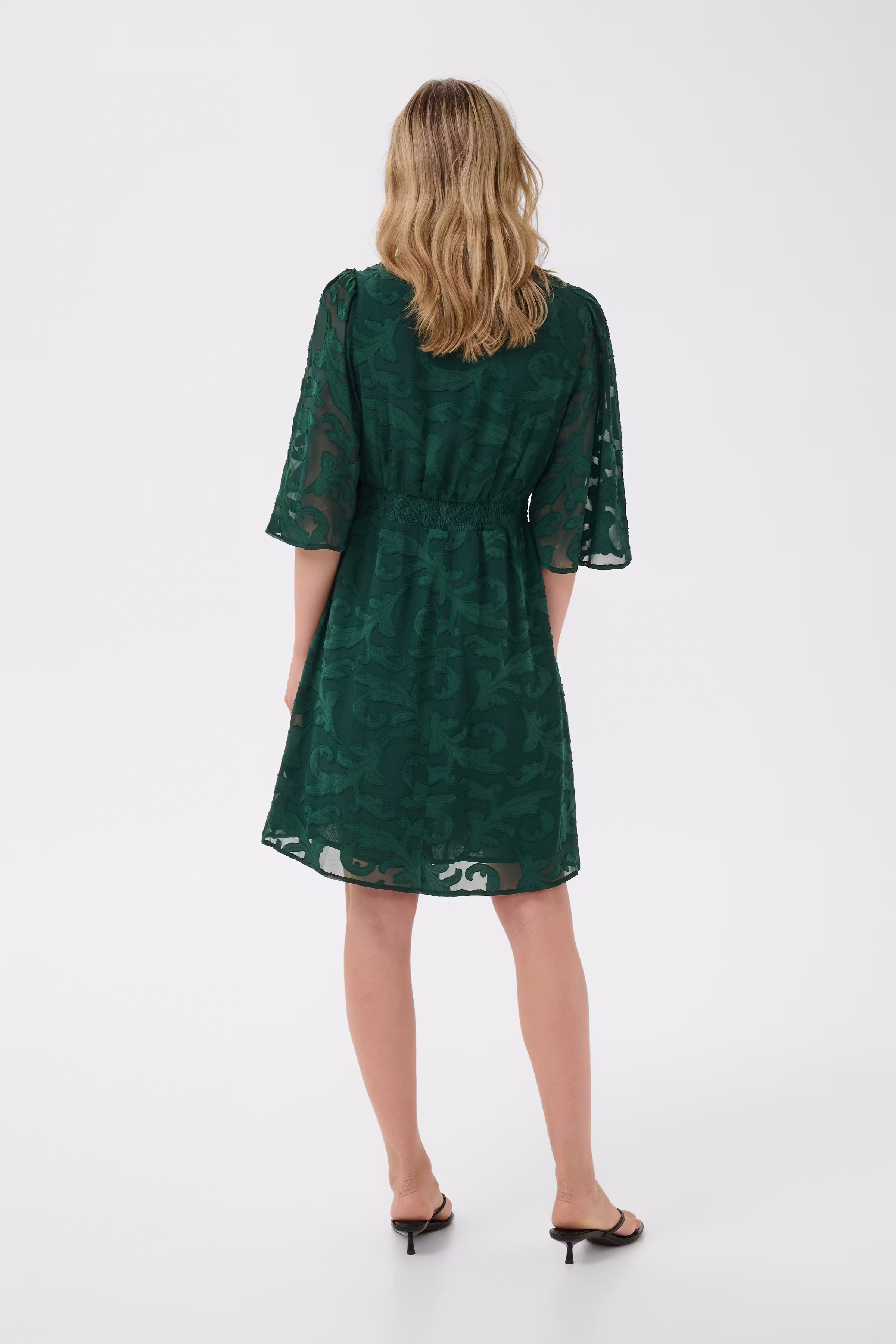 CRMisandra Kleid LOOKBOOK BACK 10615806-195320