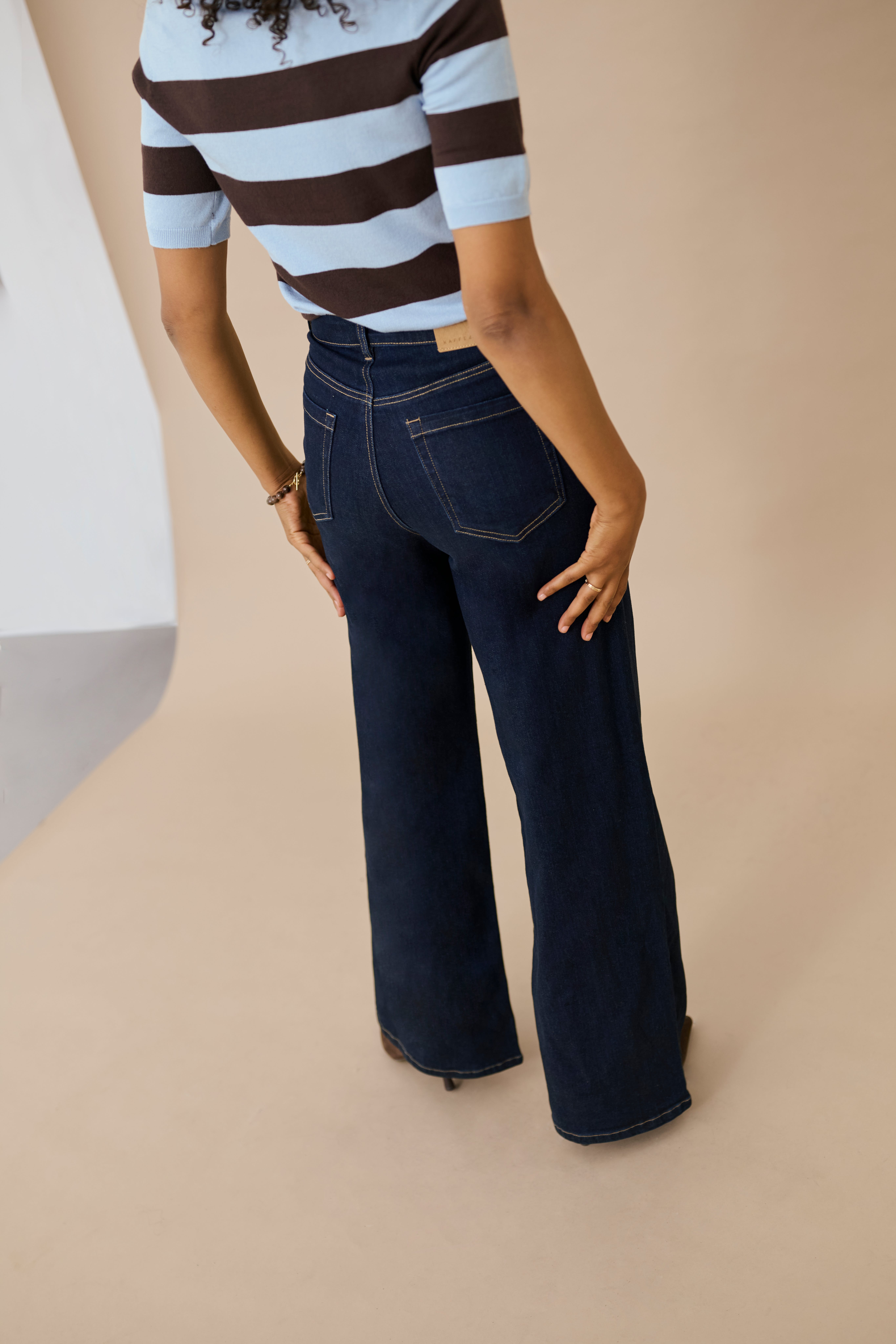 KAmeadow Jeans LOCATION NONE 10510711-109824
