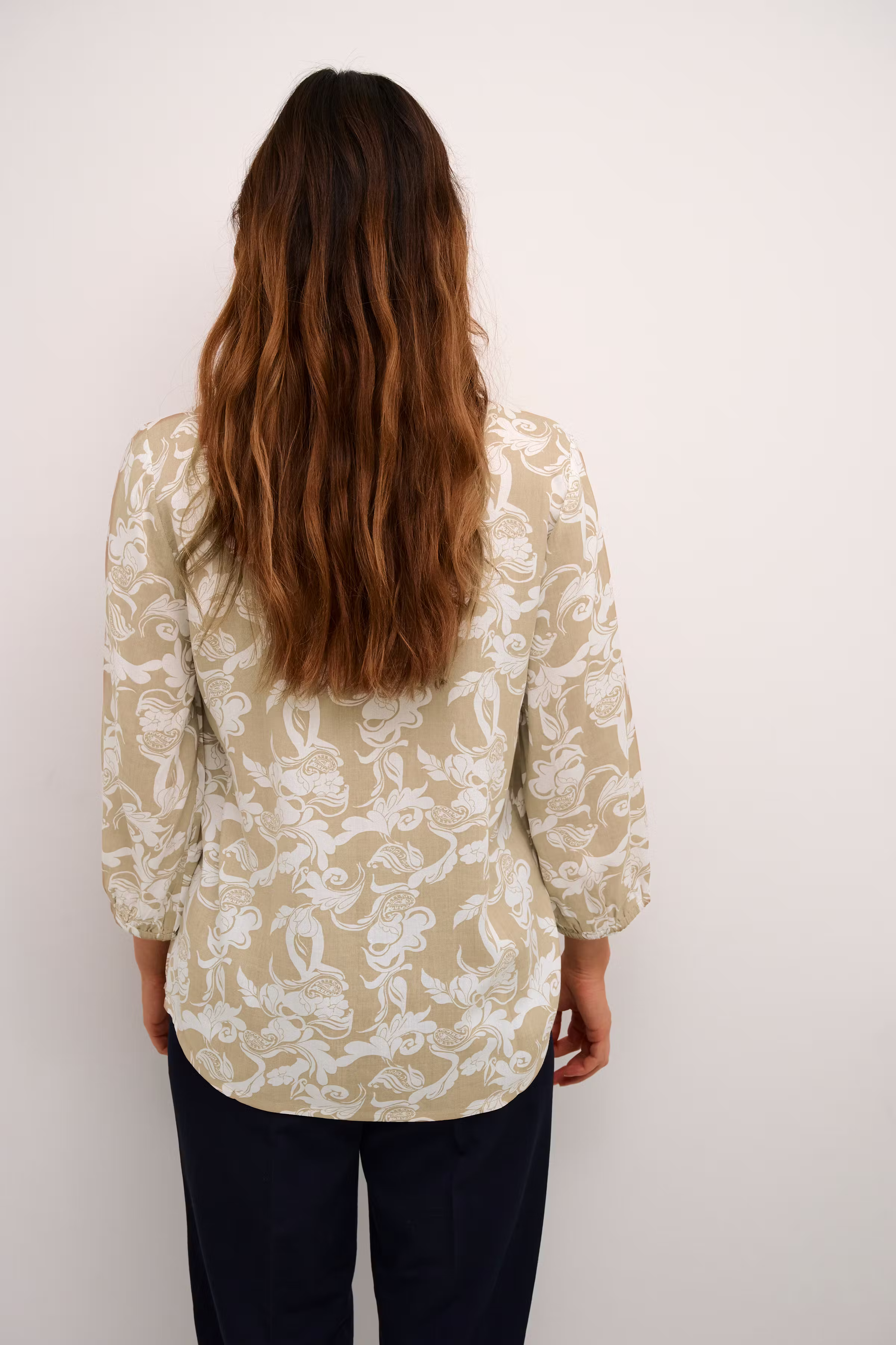 KAclaire Bluse LOOKBOOK BACK 10508704-106368