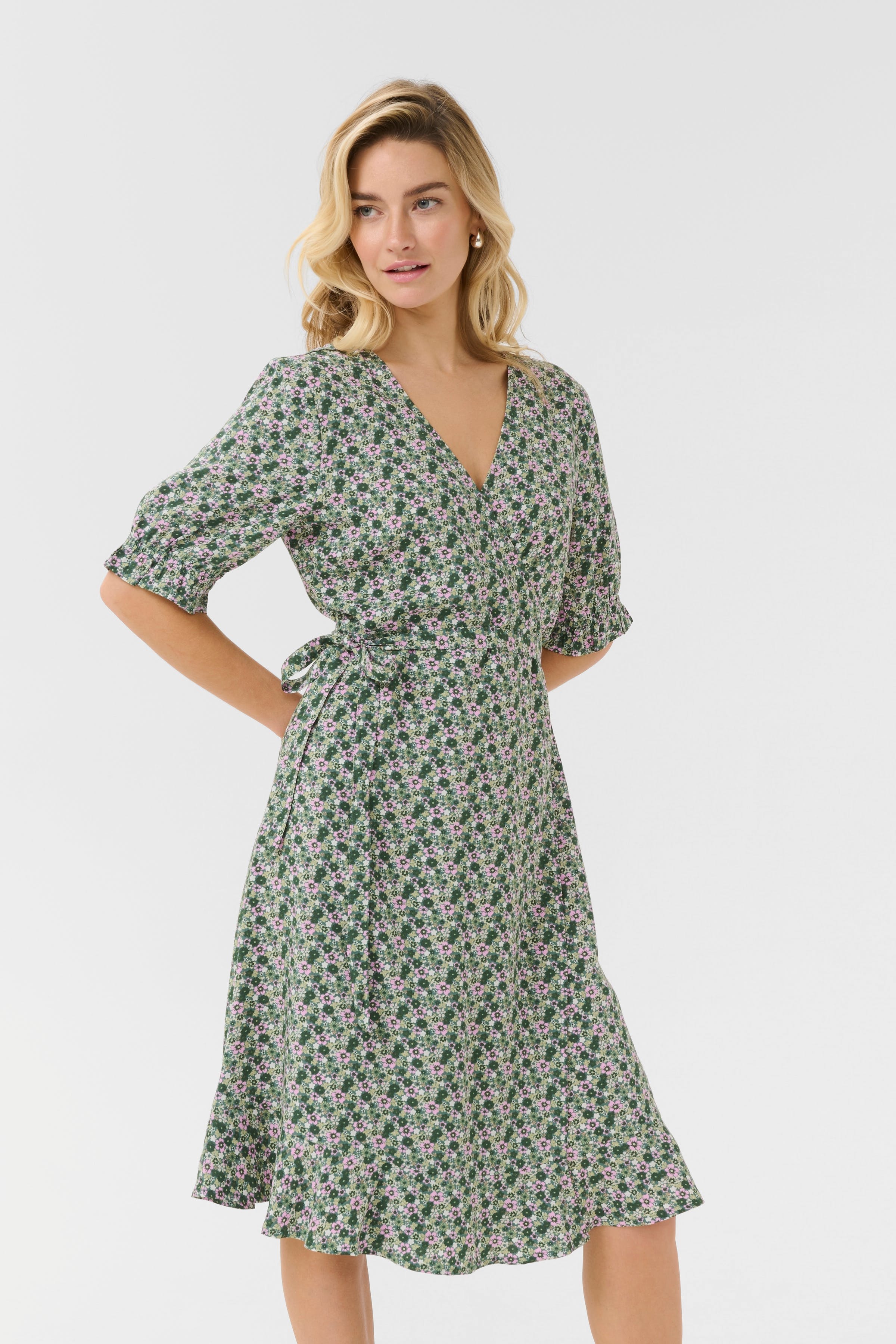 CRTiah Klänning LOOKBOOK FRONT 10613380-108066