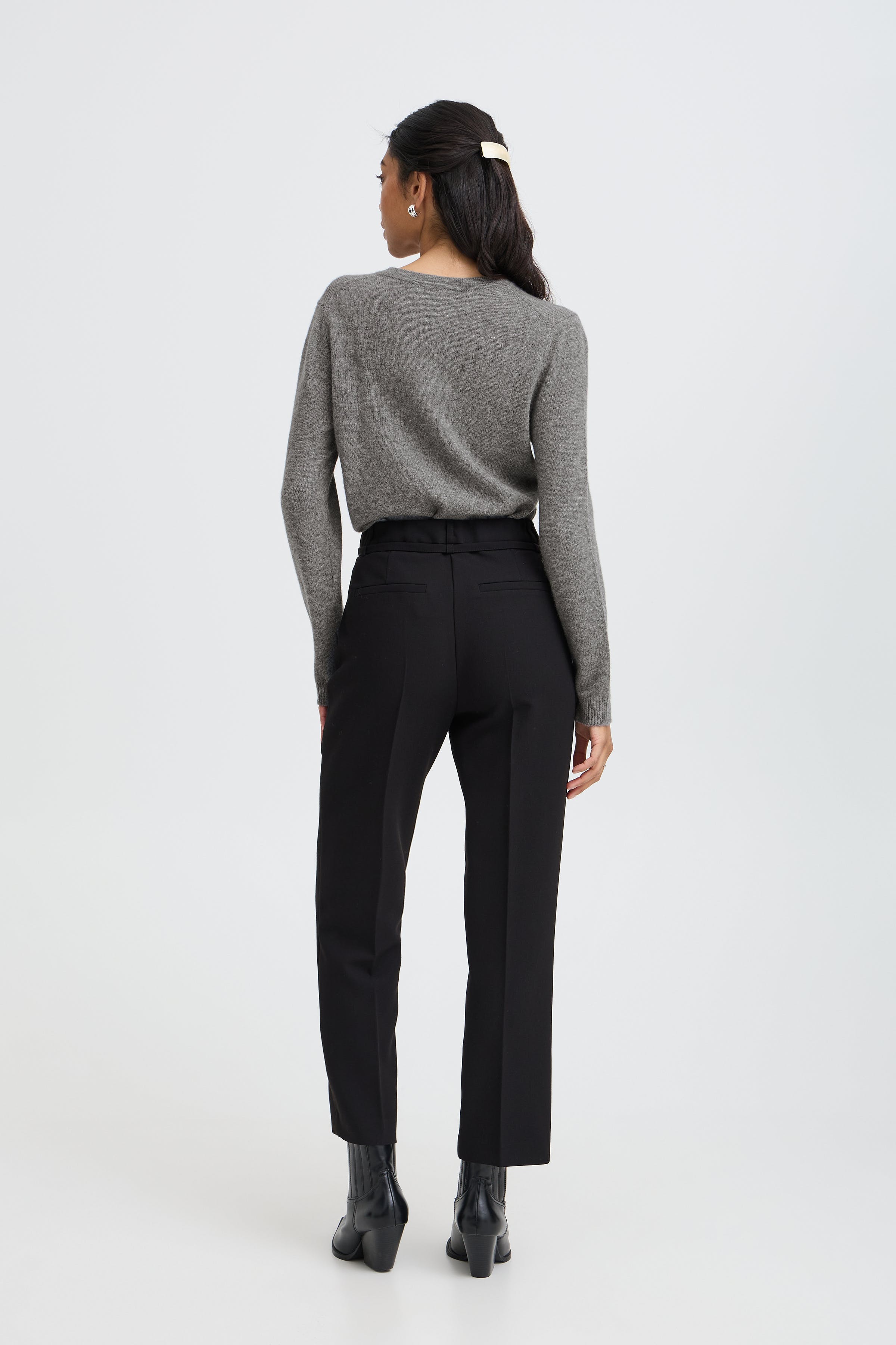 BYOSANNA Cardigan LOOKBOOK BACK 20819124-200455