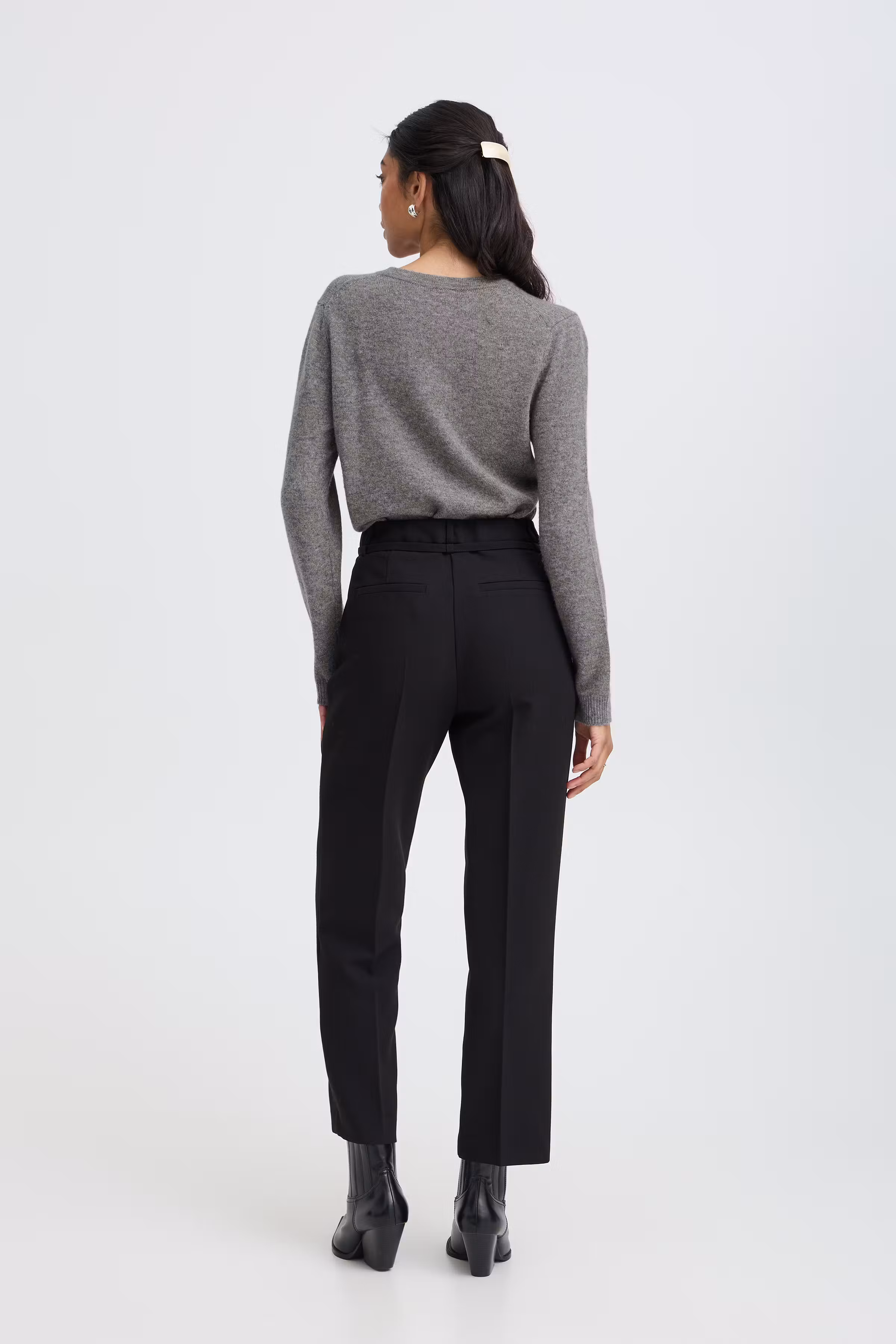 BYOSANNA Cardigan LOOKBOOK BACK 20819124-200455