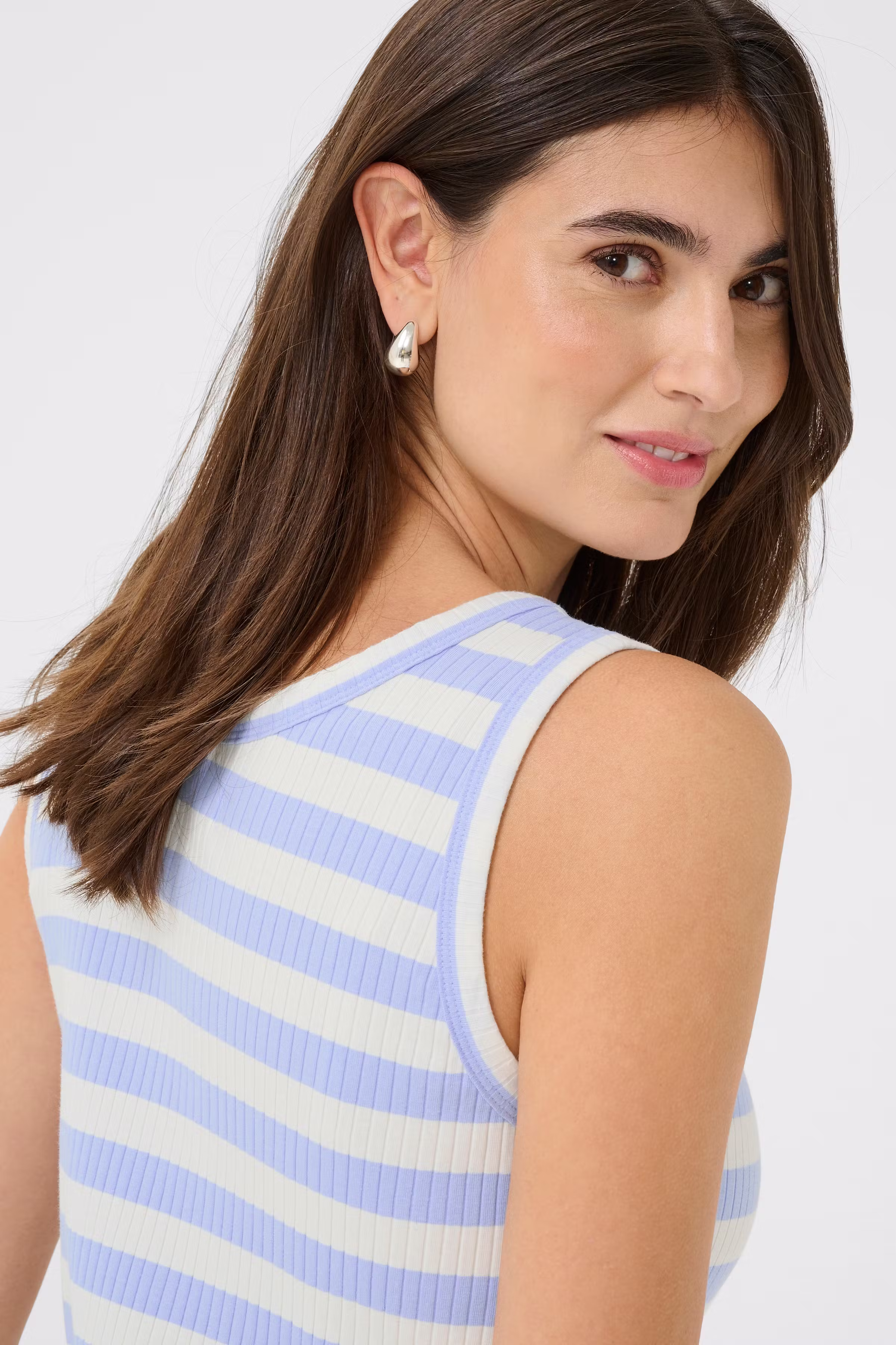 CUfiji T-shirt LOOKBOOK DETAIL 50111857-107673