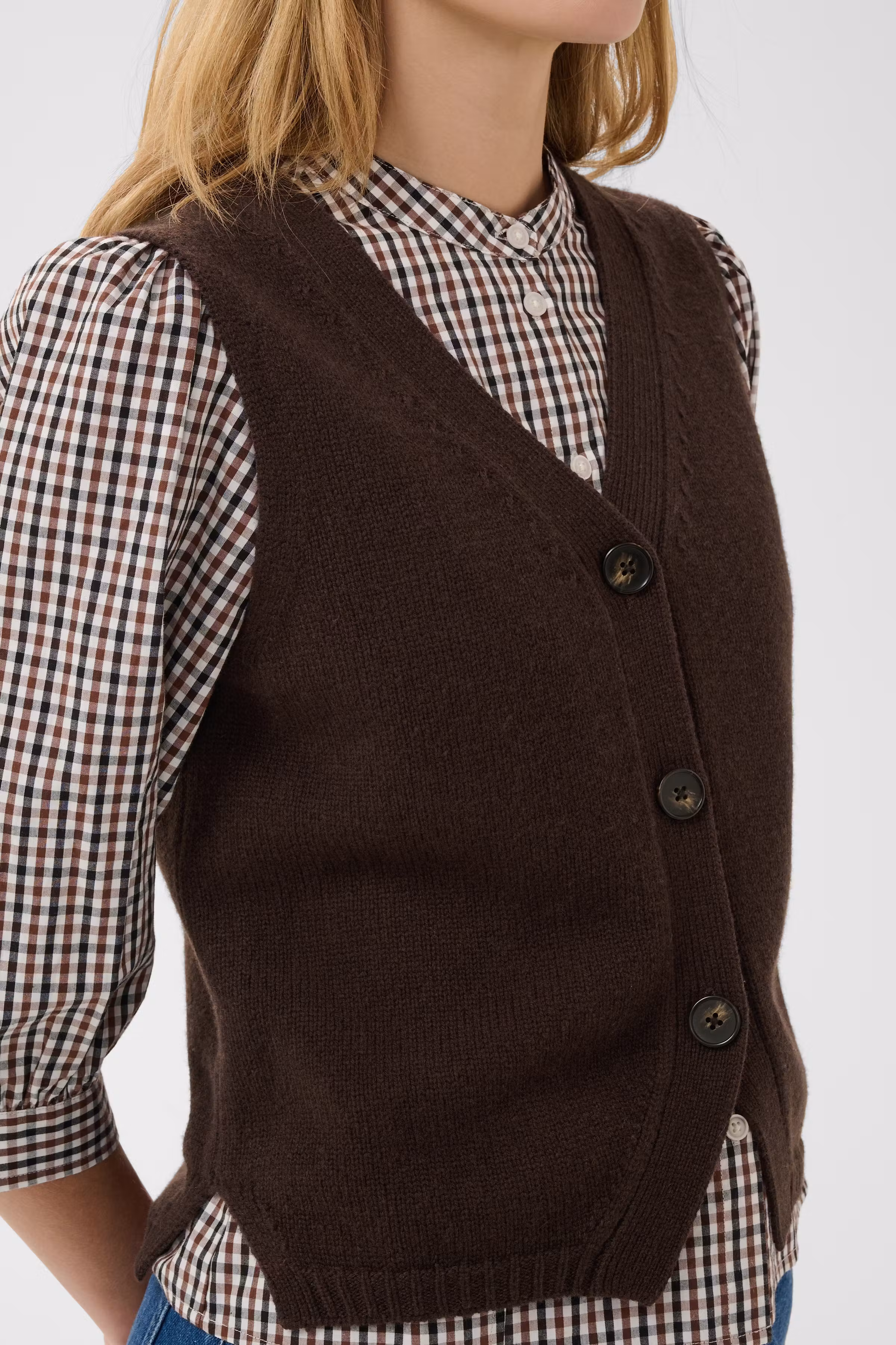 SylvaPW Vest LOOKBOOK DETAIL 30310052-191106