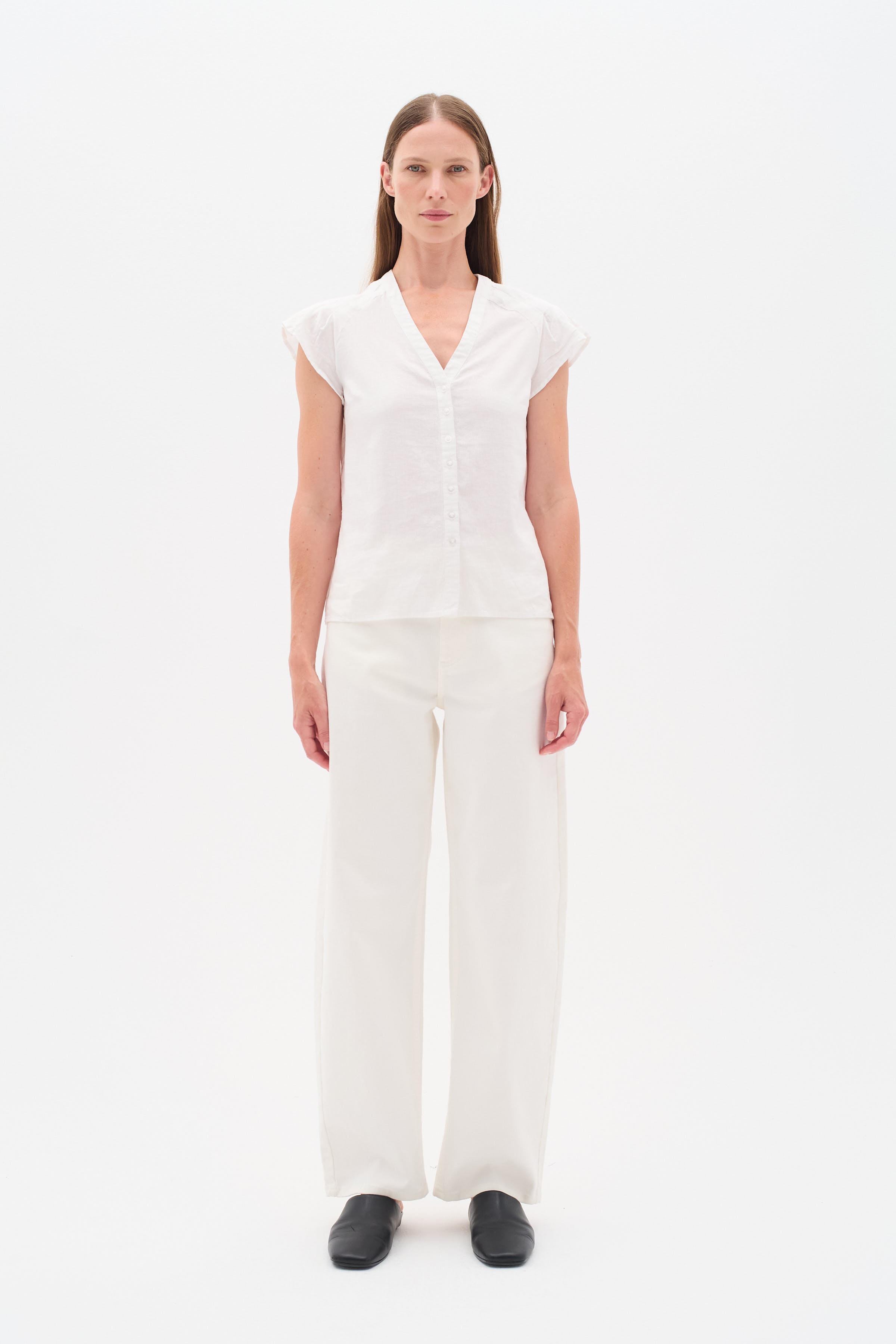 FaridaIW Linnen Top LOOKBOOK FRONT 30110435-300001