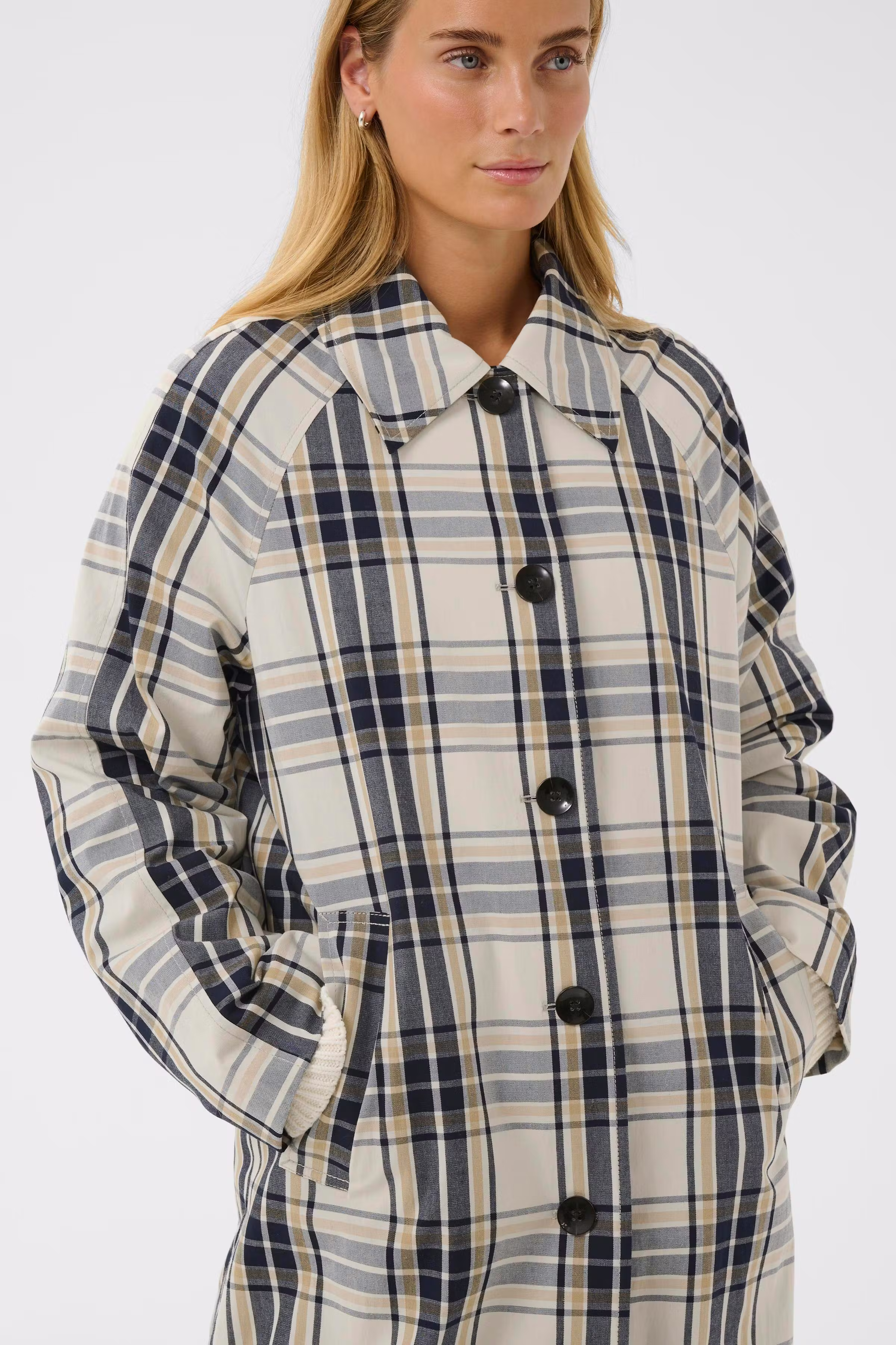 YashaPW Mantel LOOKBOOK DETAIL 30310260-304555