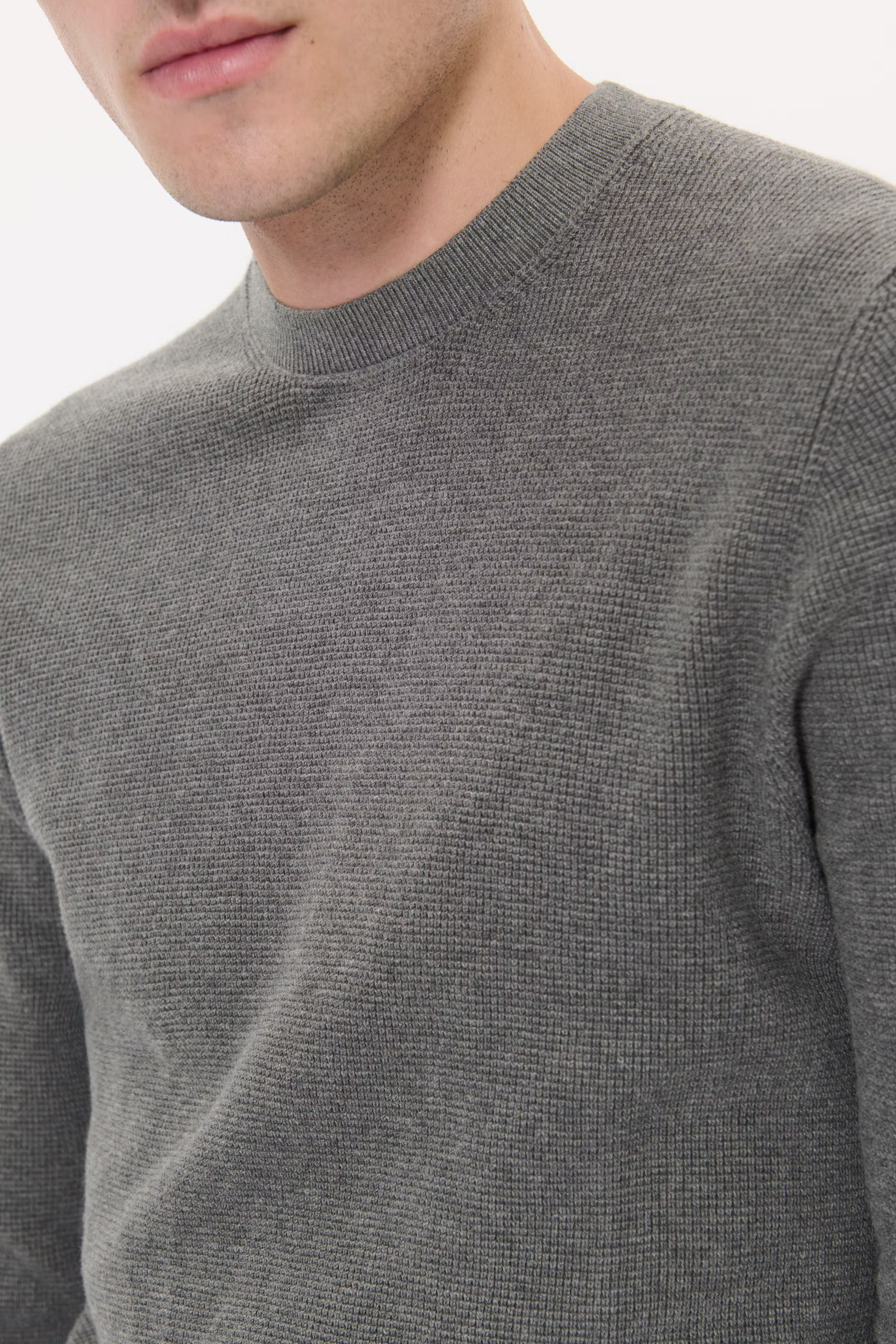 MAlagoon Pullover LOOKBOOK DETAIL 30207195-300271