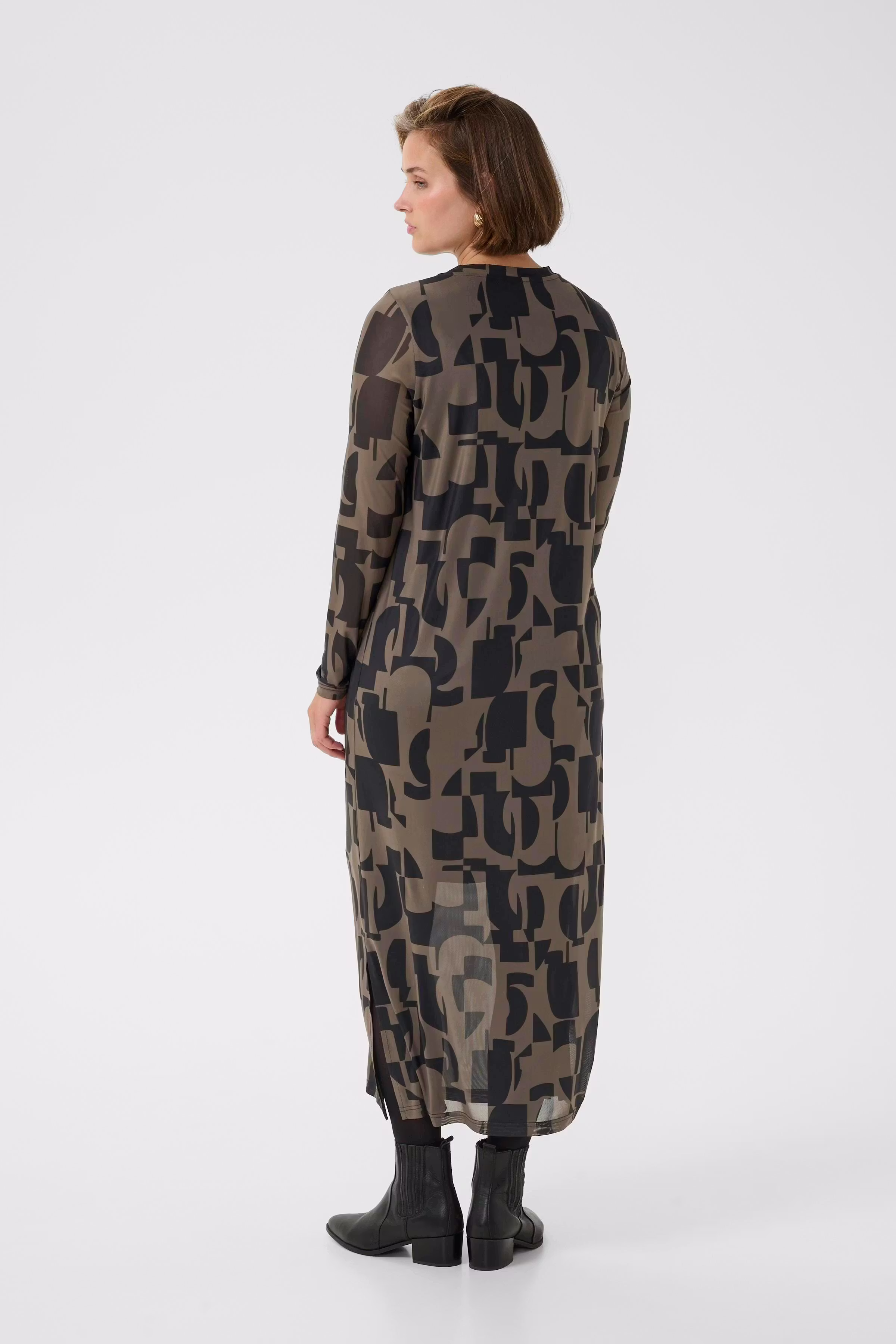 BPzia Dress LOOKBOOK BACK 40200064-108699