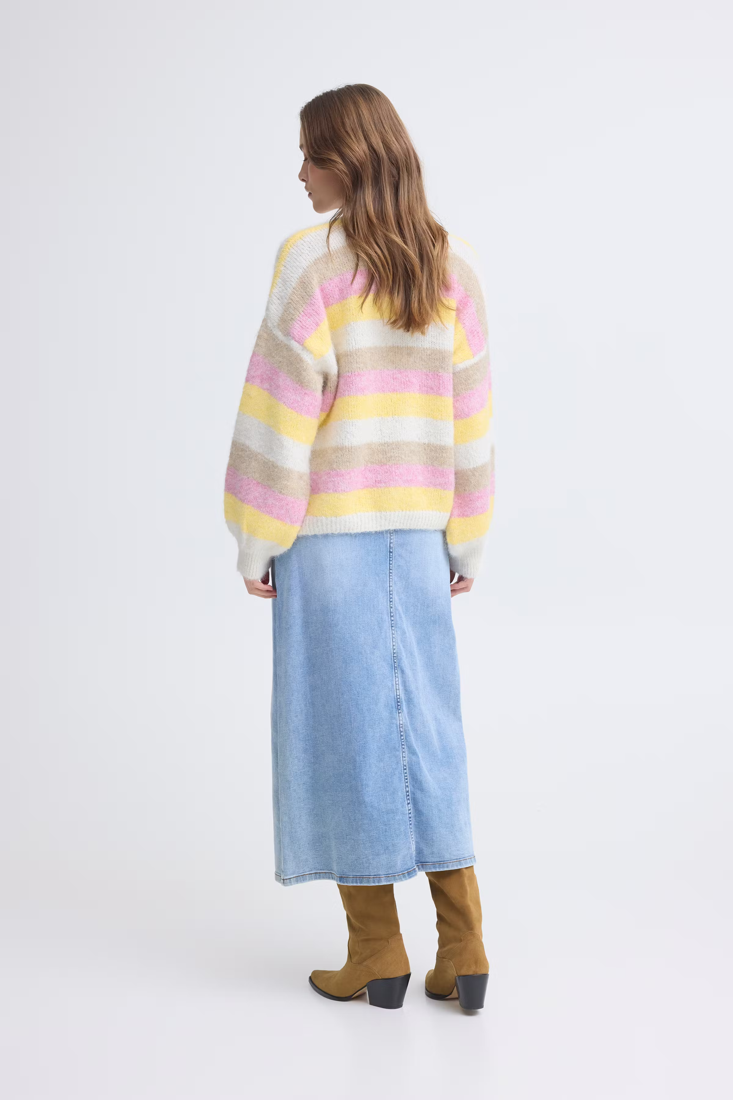 SBXLILIA Pullover LOOKBOOK BACK 22101177-142311