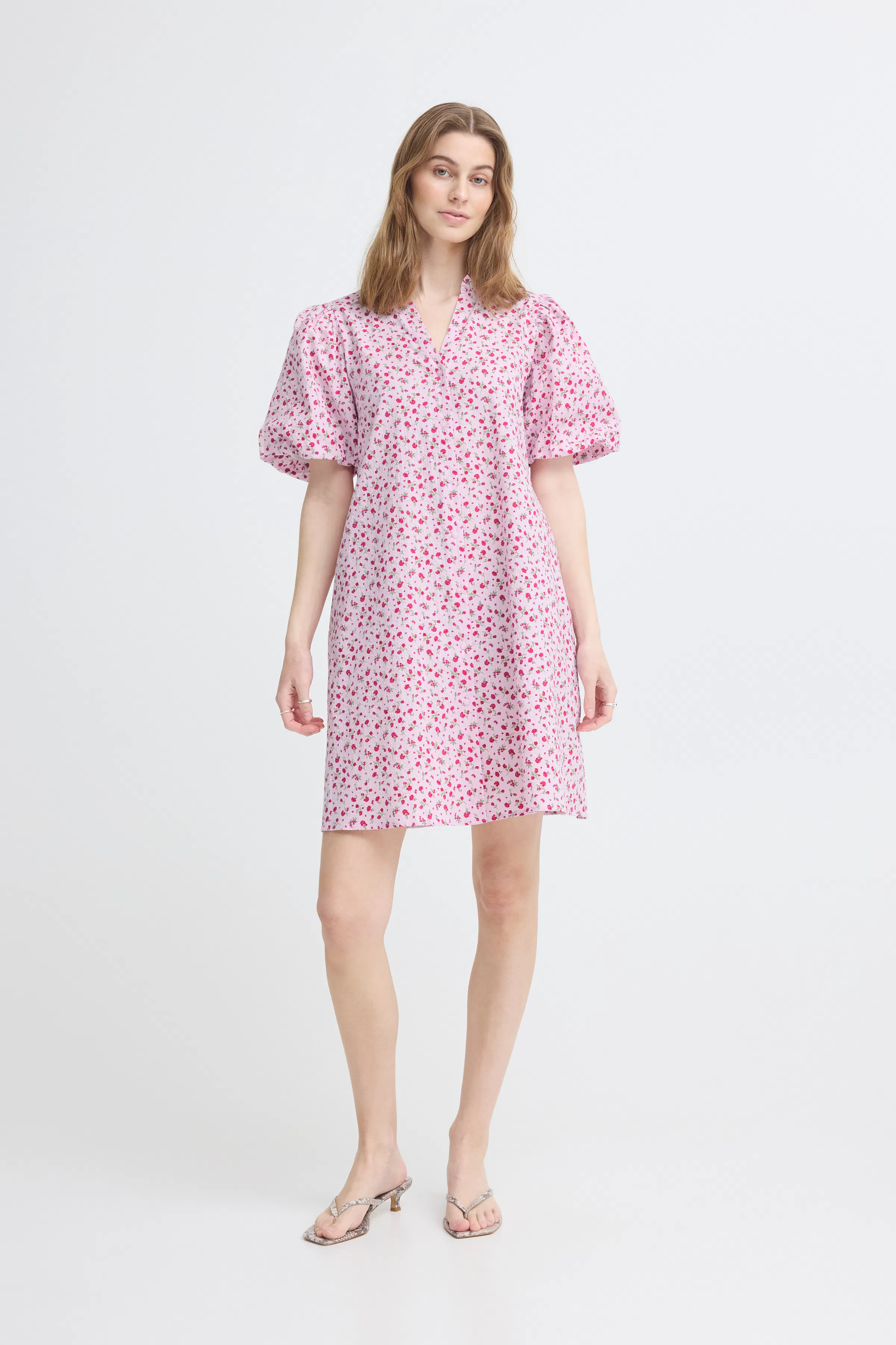IHQWIN Kjole LOOKBOOK FRONT 20125645-900005845
