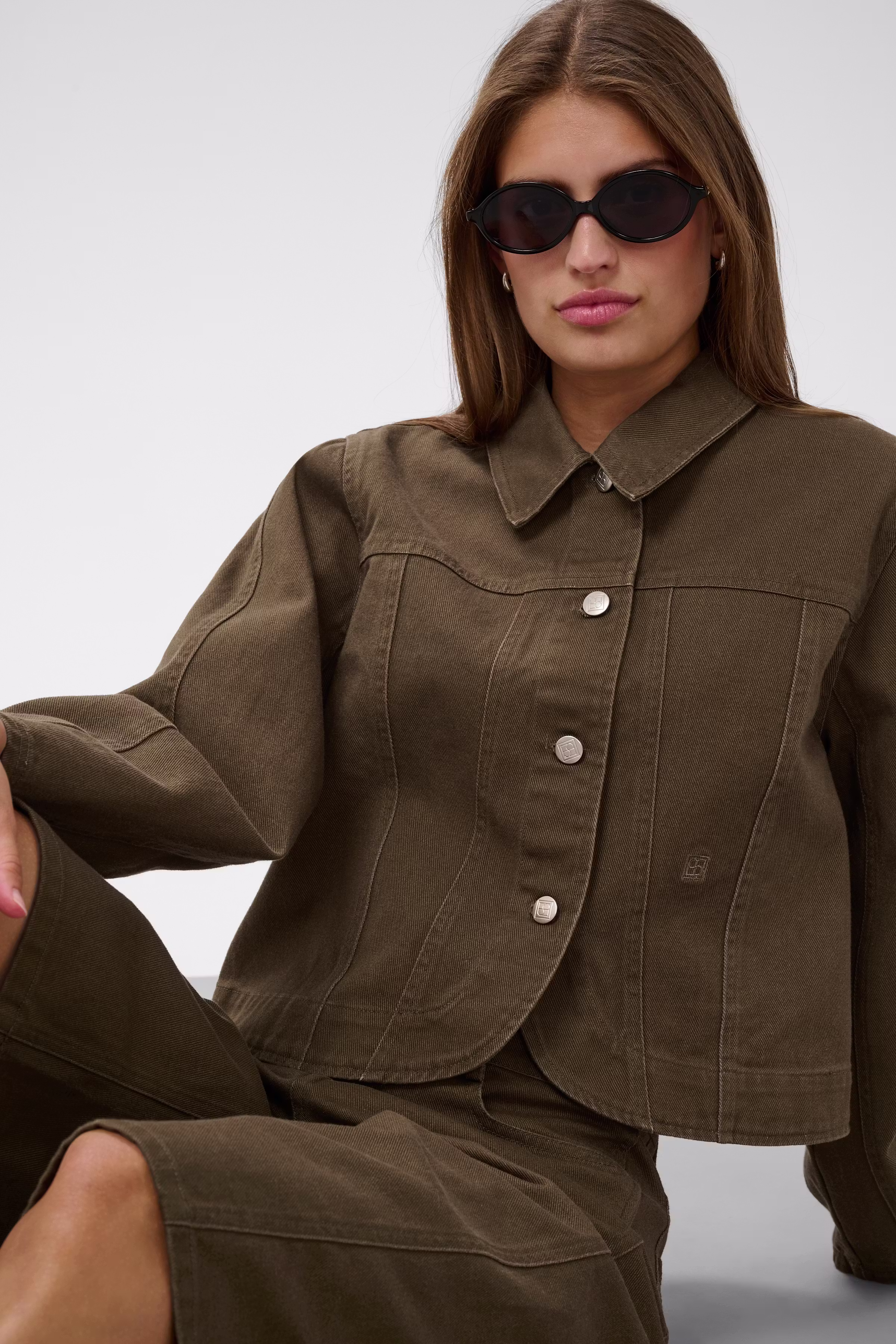 SLSanaga LOOKBOOK DETAIL 30409344-190618
