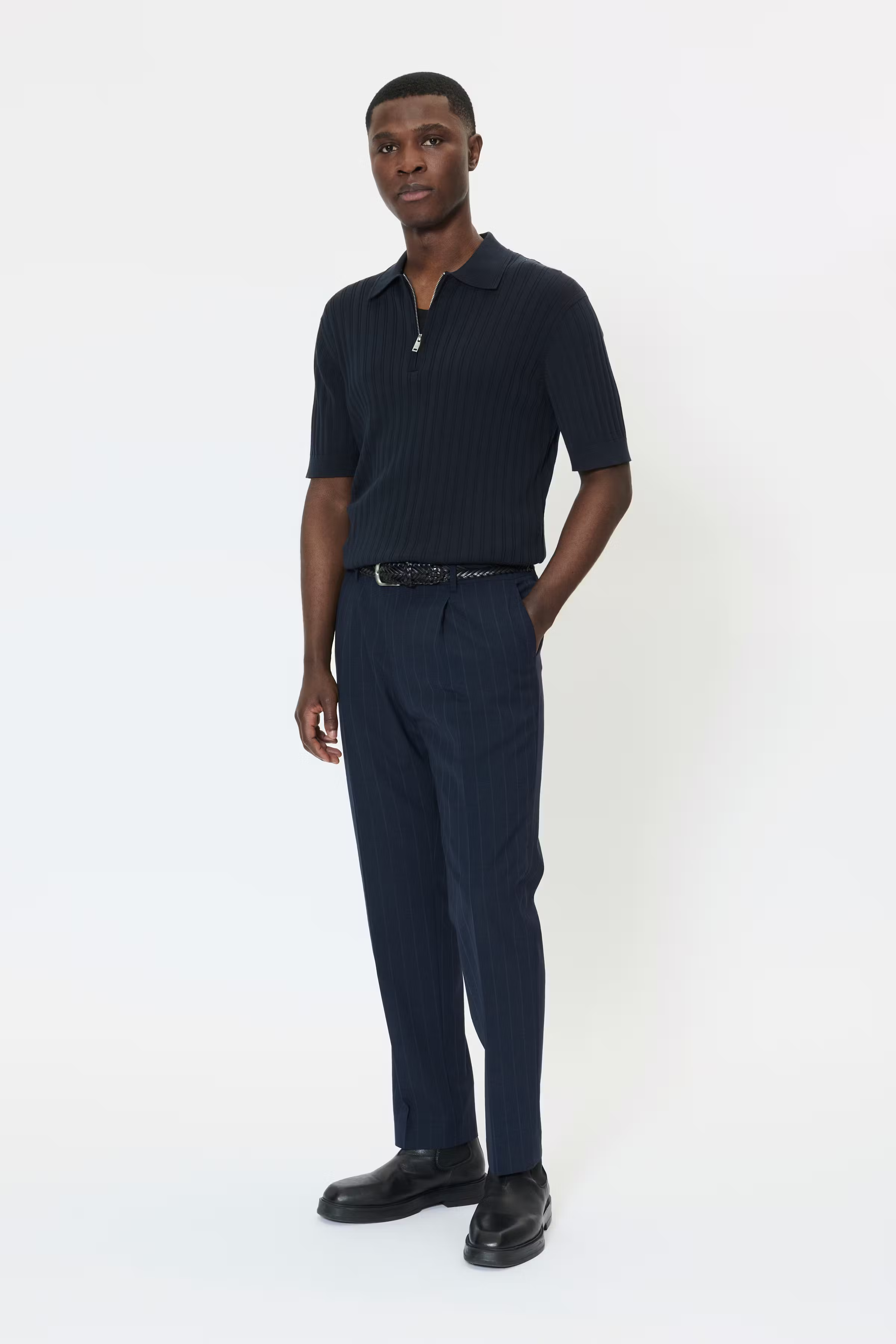 MApolo Pullover LOOKBOOK FRONT 30208967-194011