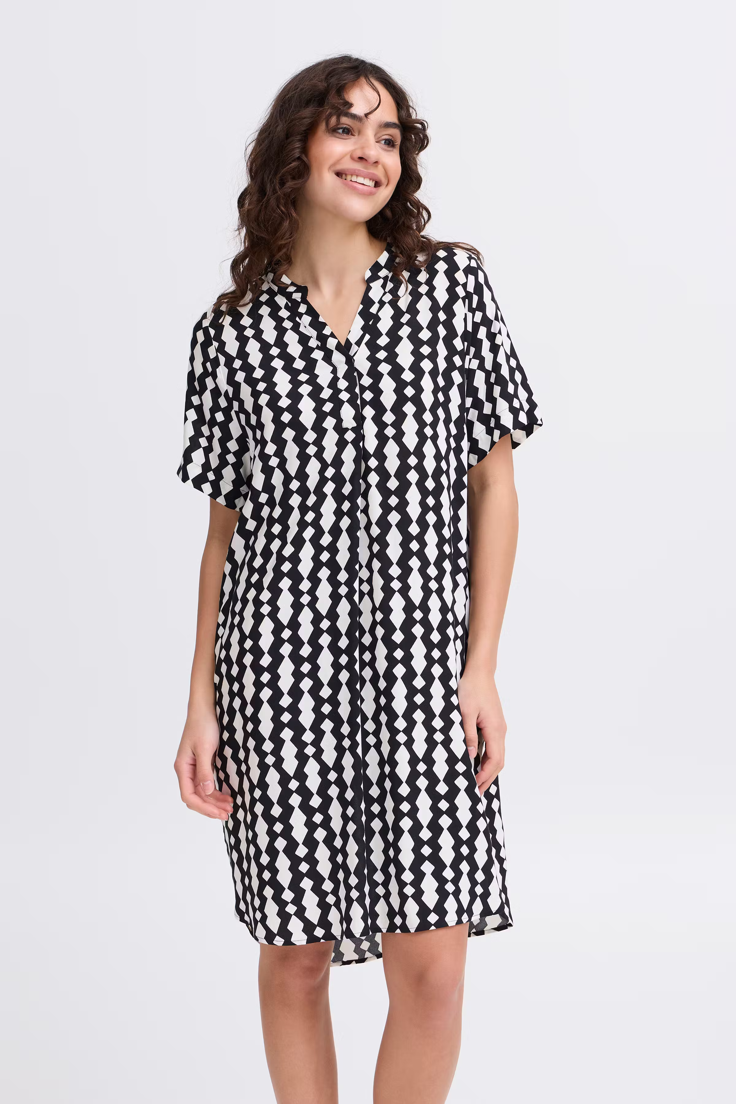 FRHEAT Tunika LOOKBOOK FRONT 20615608-204764