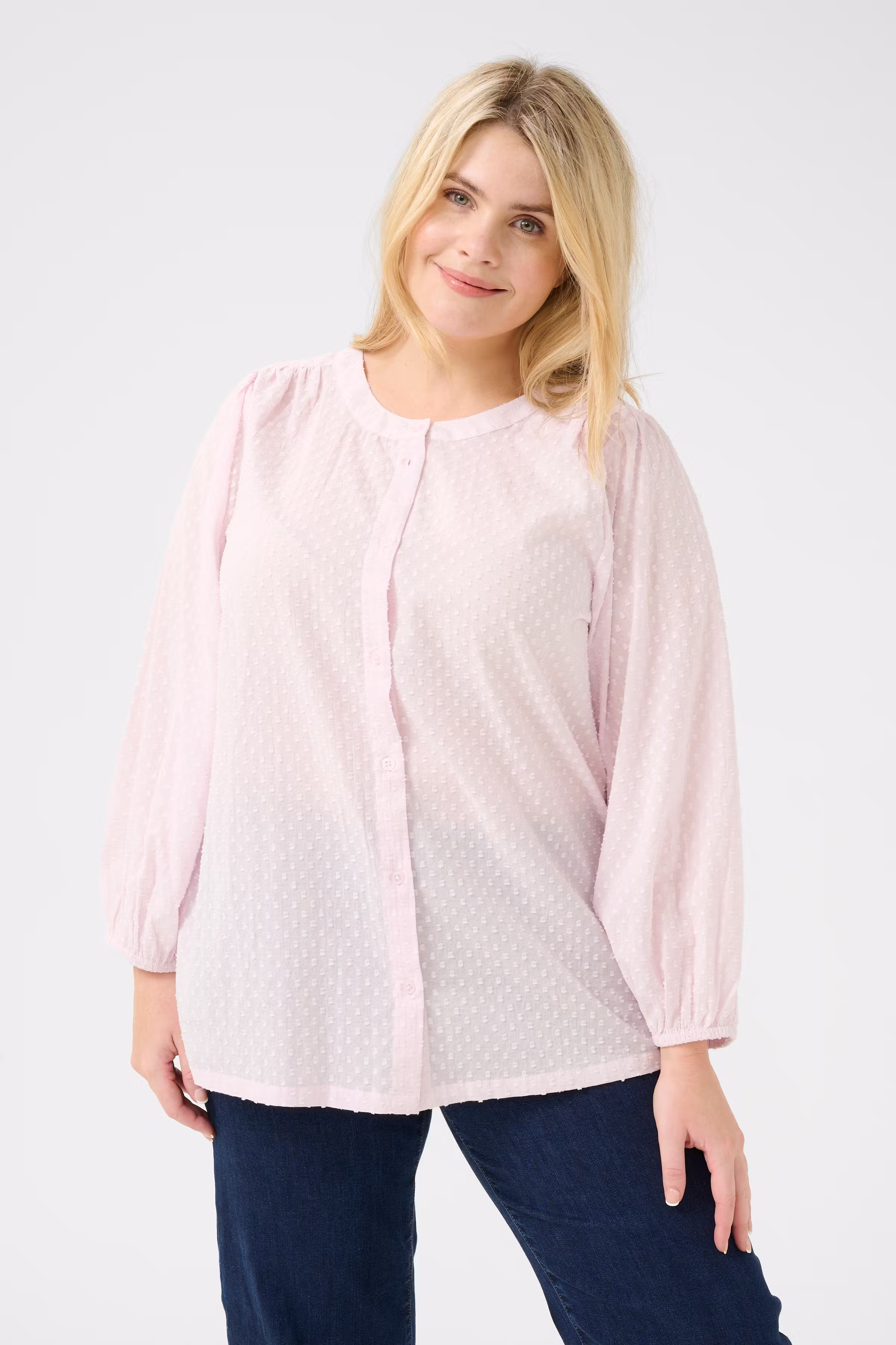 KCrory Bluse LOOKBOOK FRONT 10582891-133405