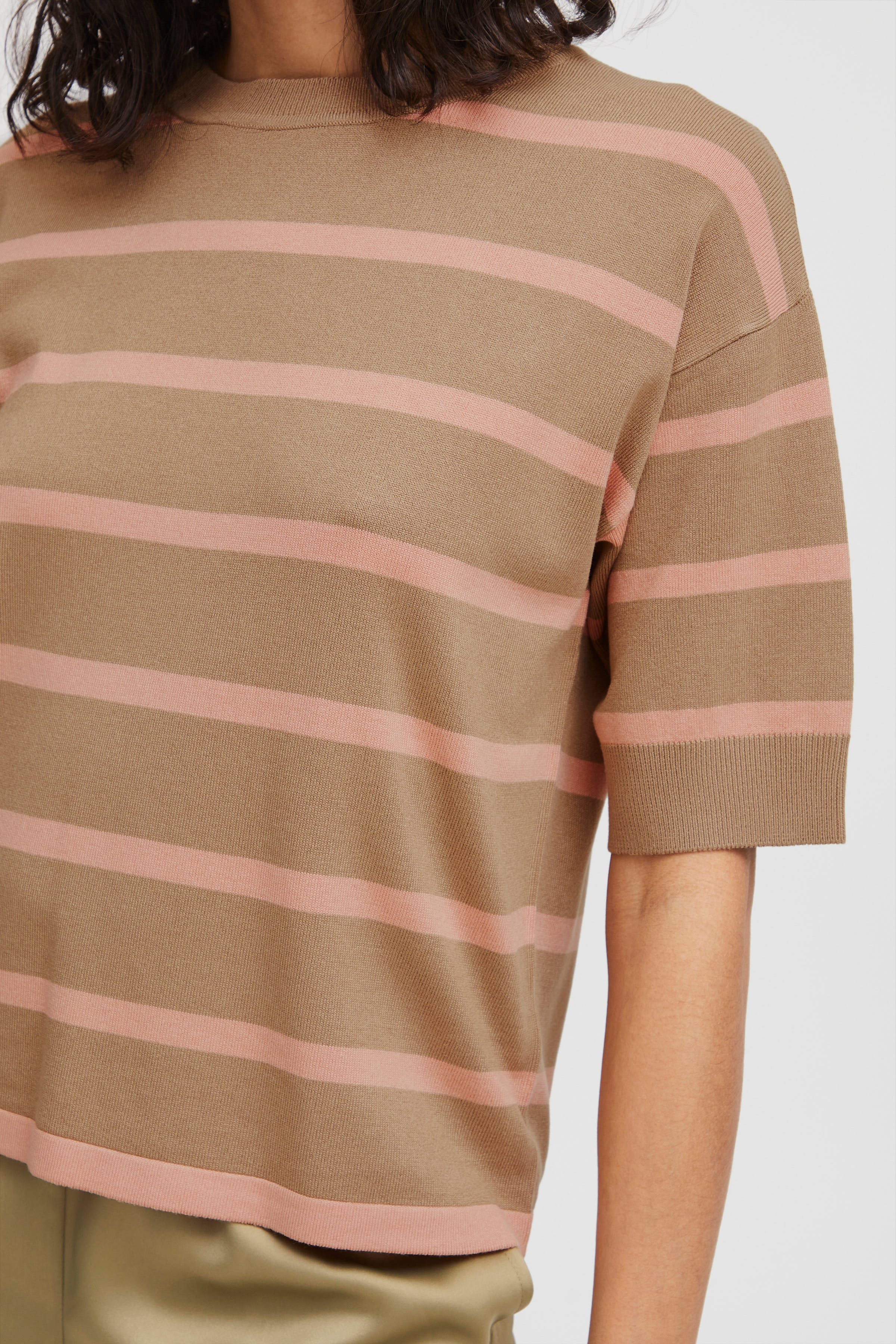 BYMMORLA Pullover LOOKBOOK DETAIL 20814397-202673