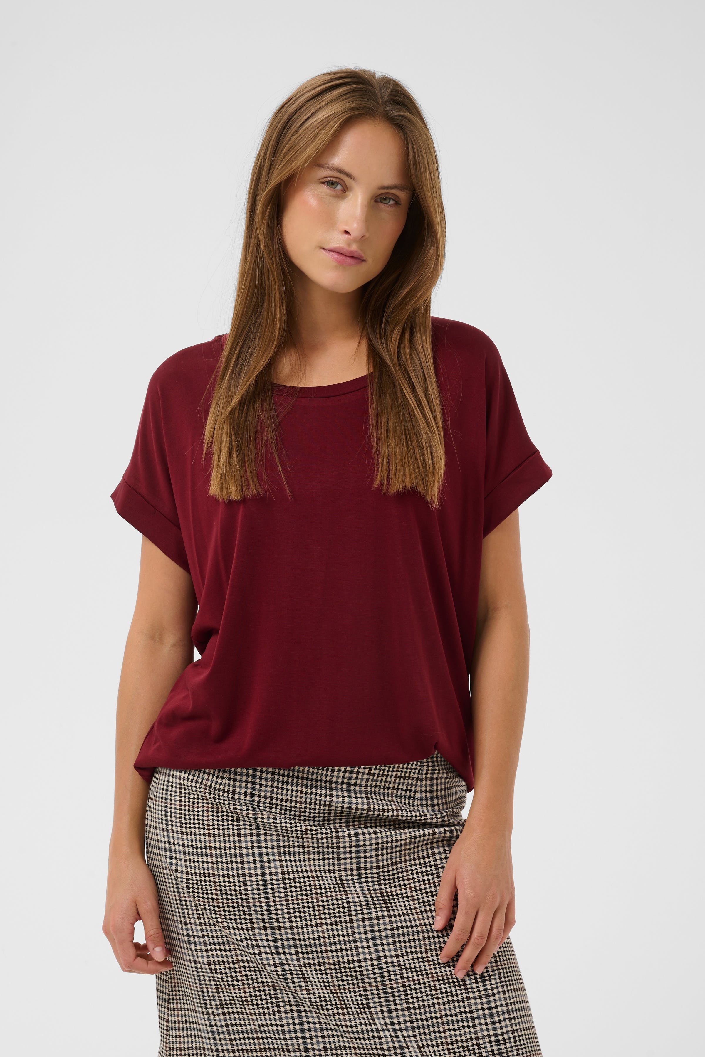 Kajsa T-shirt LOOKBOOK FRONT 50103468-191526