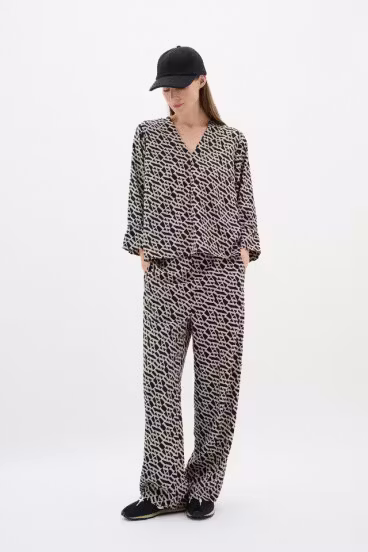 AileyIW Keps LOOKBOOK FRONT 30110711-194008