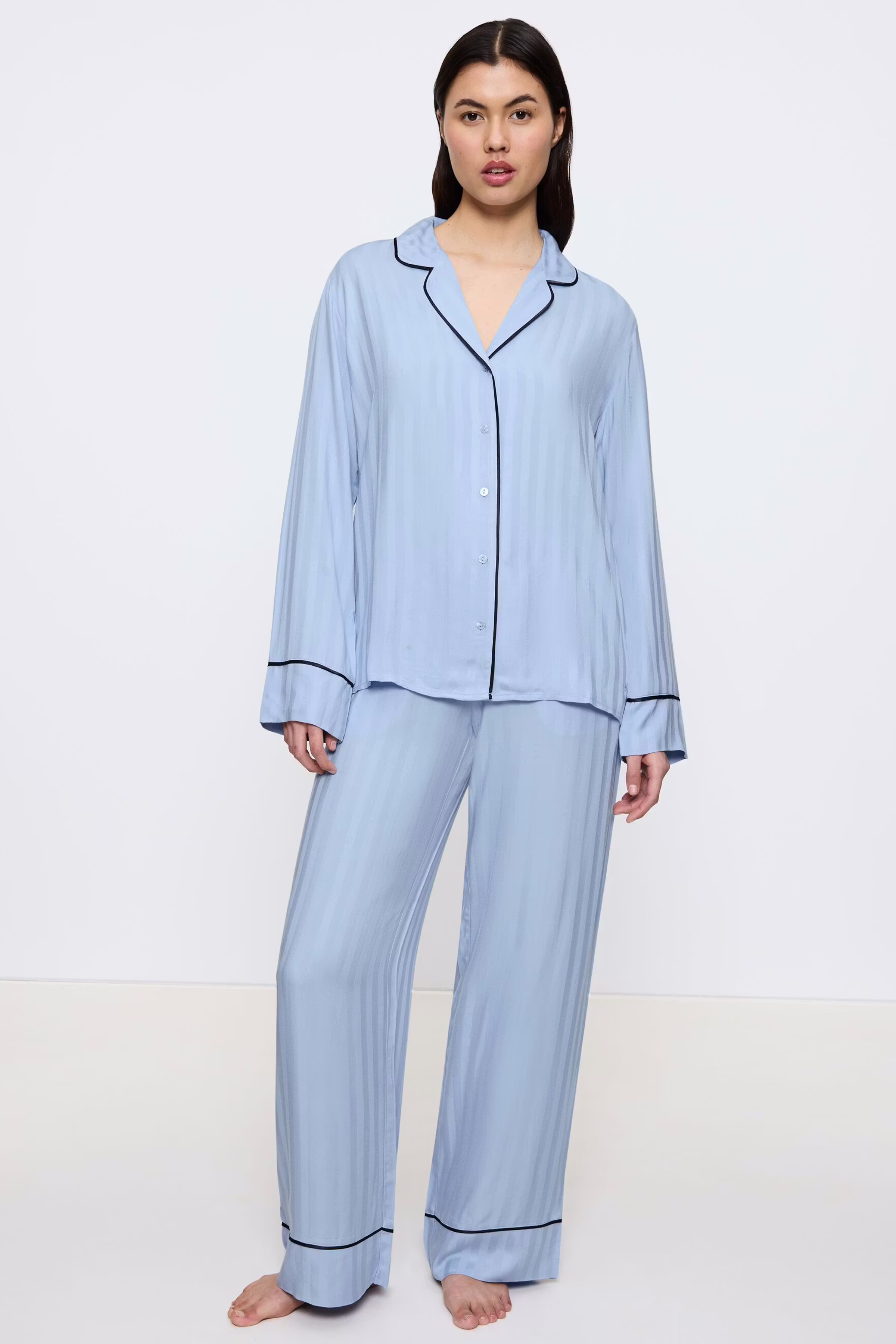 Amourette Pyjamas LOOKBOOK FRONT 40500308-T00SA