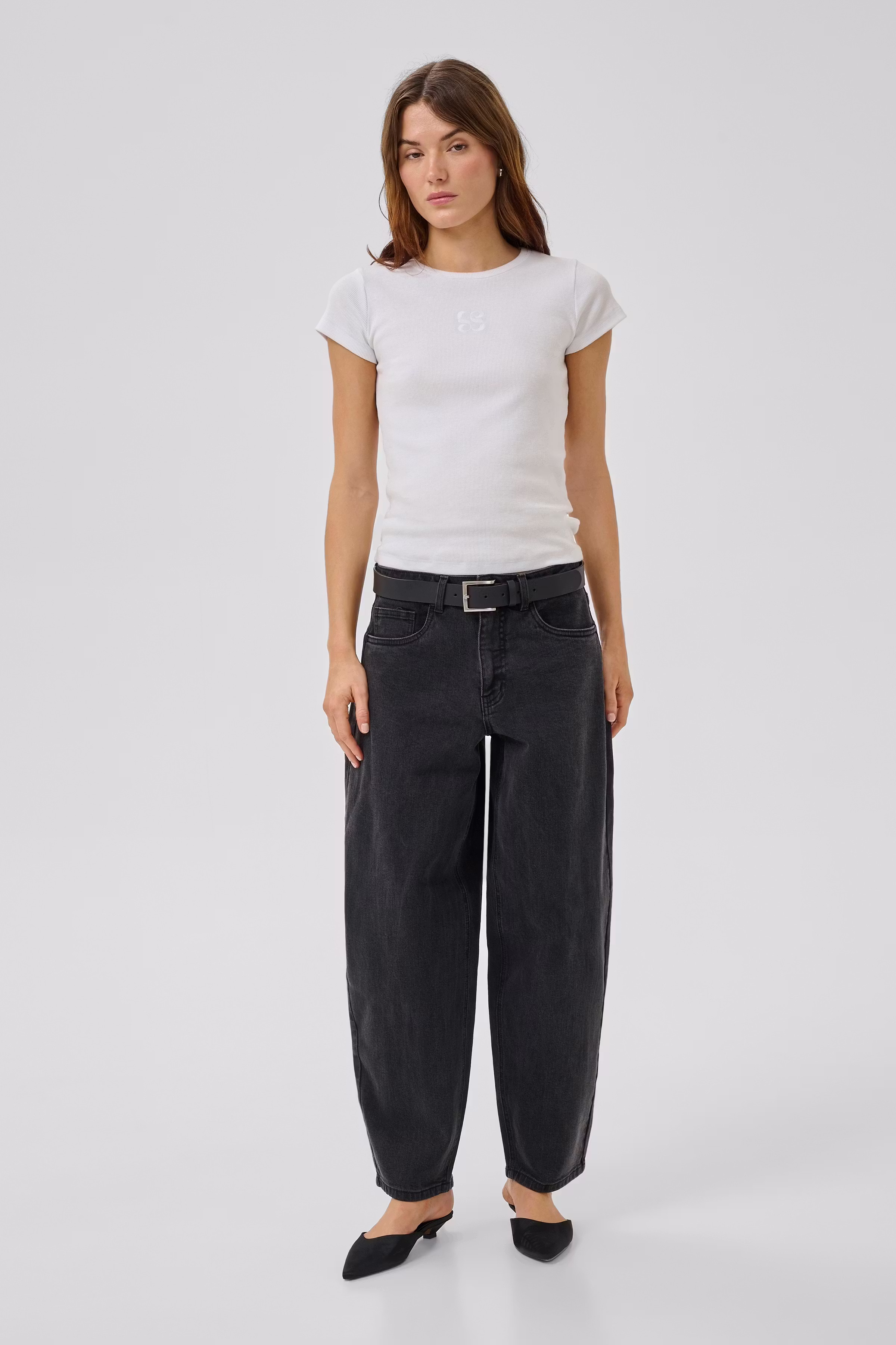 BalooMW Barrel jeans LOOKBOOK FRONT 10705241-100086